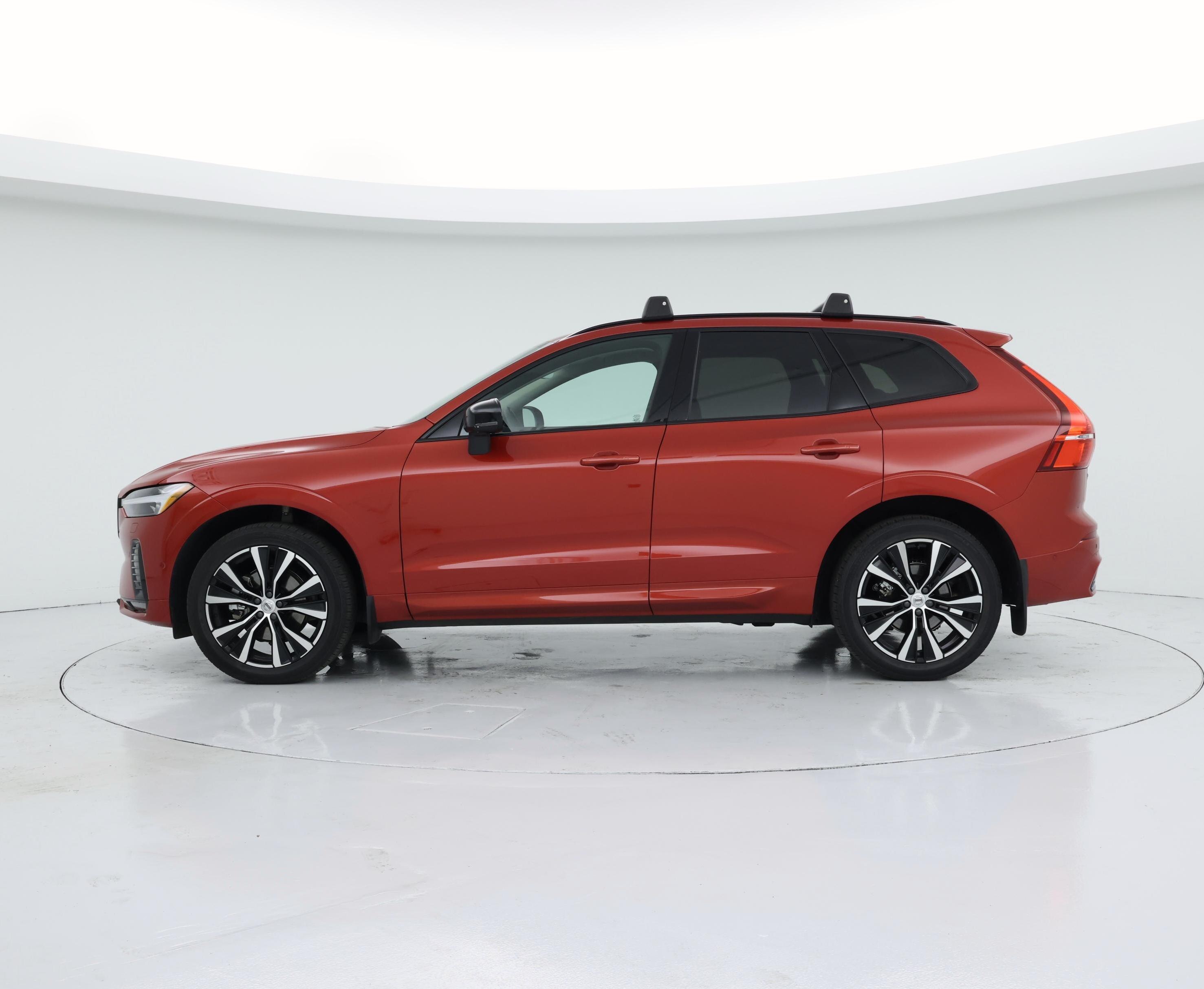 Thumbnail: 2024 Volvo XC60 - 3