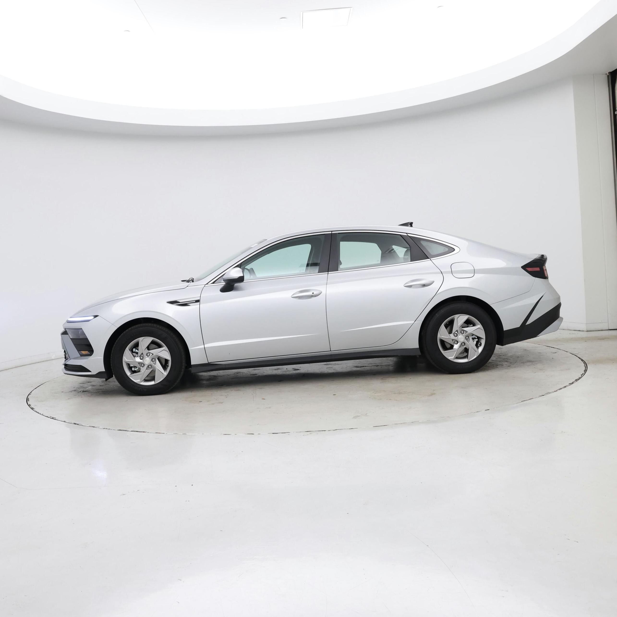 Thumbnail: 2026 Hyundai Sonata - 3