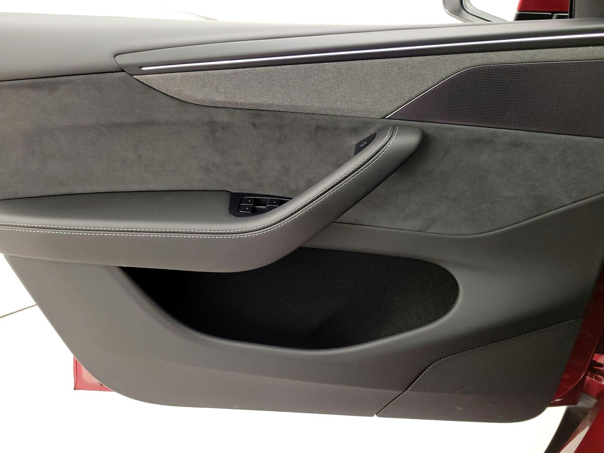 Thumbnail: 2026 Tesla Model Y - 12