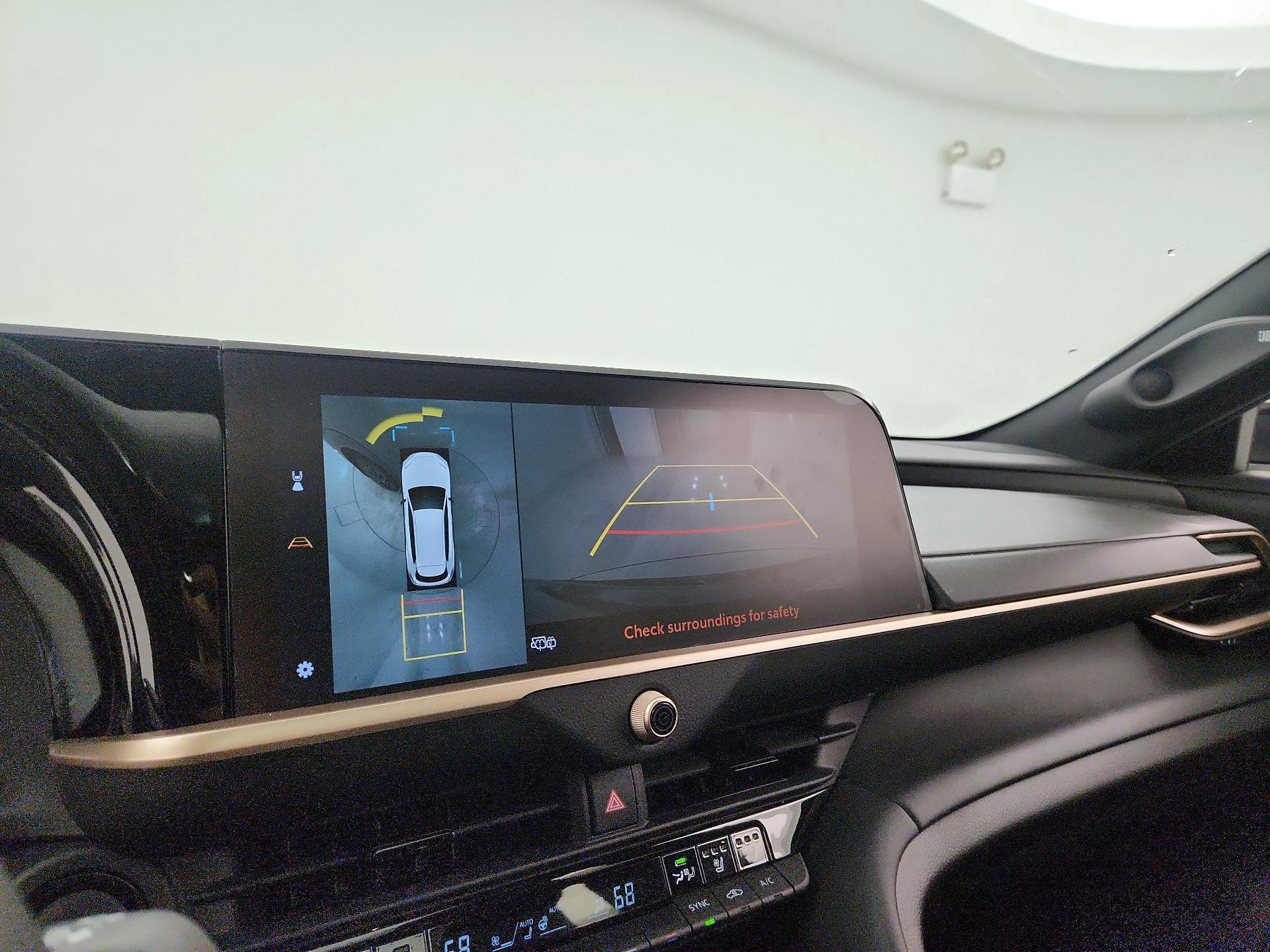 Thumbnail: 2025 Toyota Crown Signia - 15