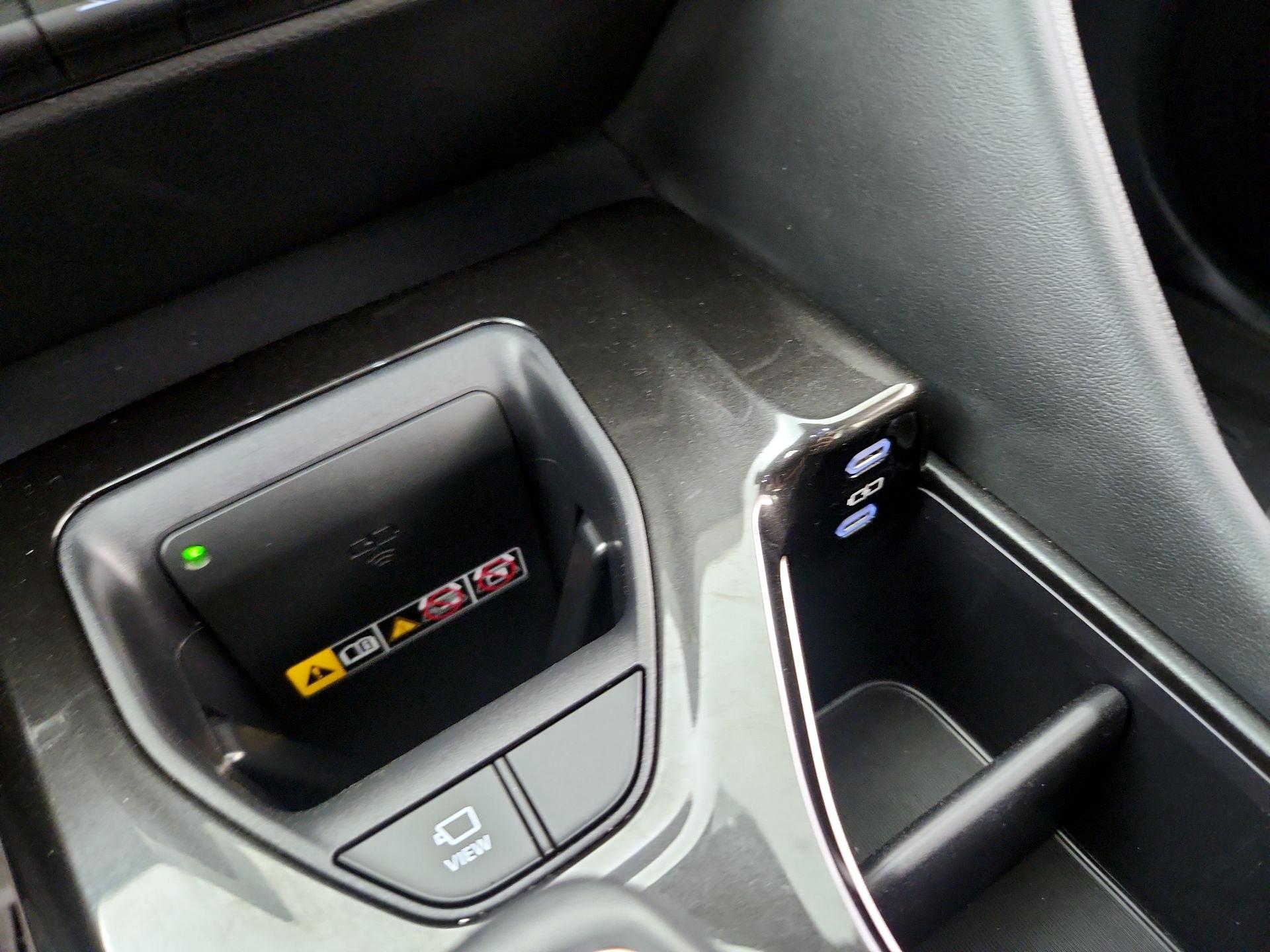 Thumbnail: 2025 Toyota Crown Signia - 19