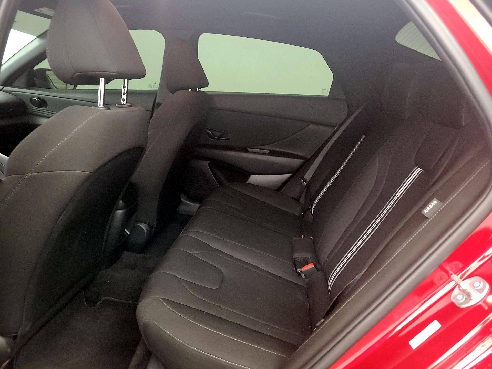 Thumbnail: 2025 Hyundai Elantra - 19