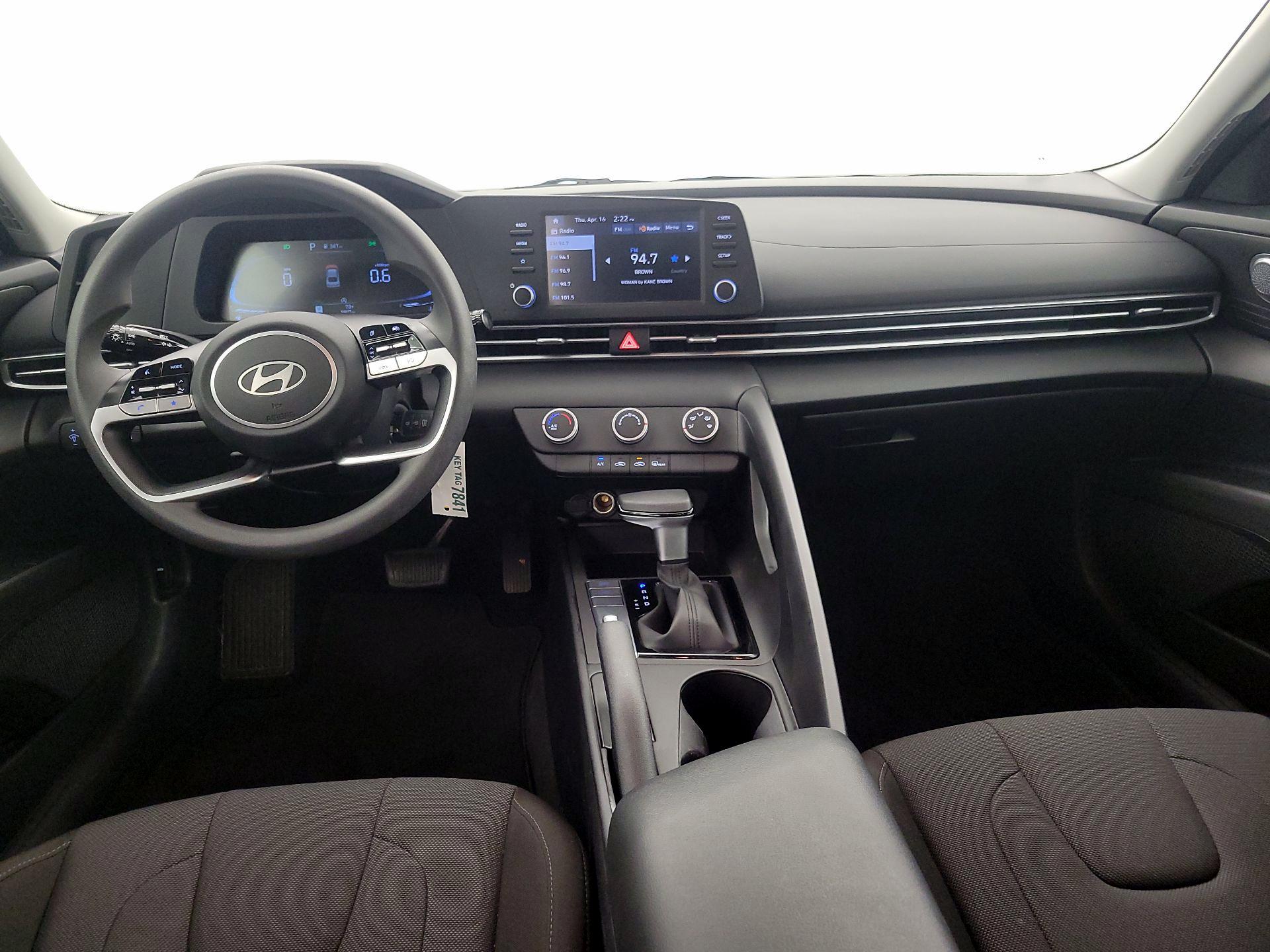 Thumbnail: 2025 Hyundai Elantra - 9