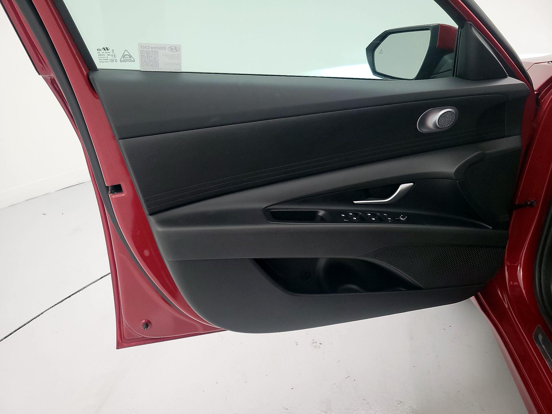 Thumbnail: 2025 Hyundai Elantra - 12