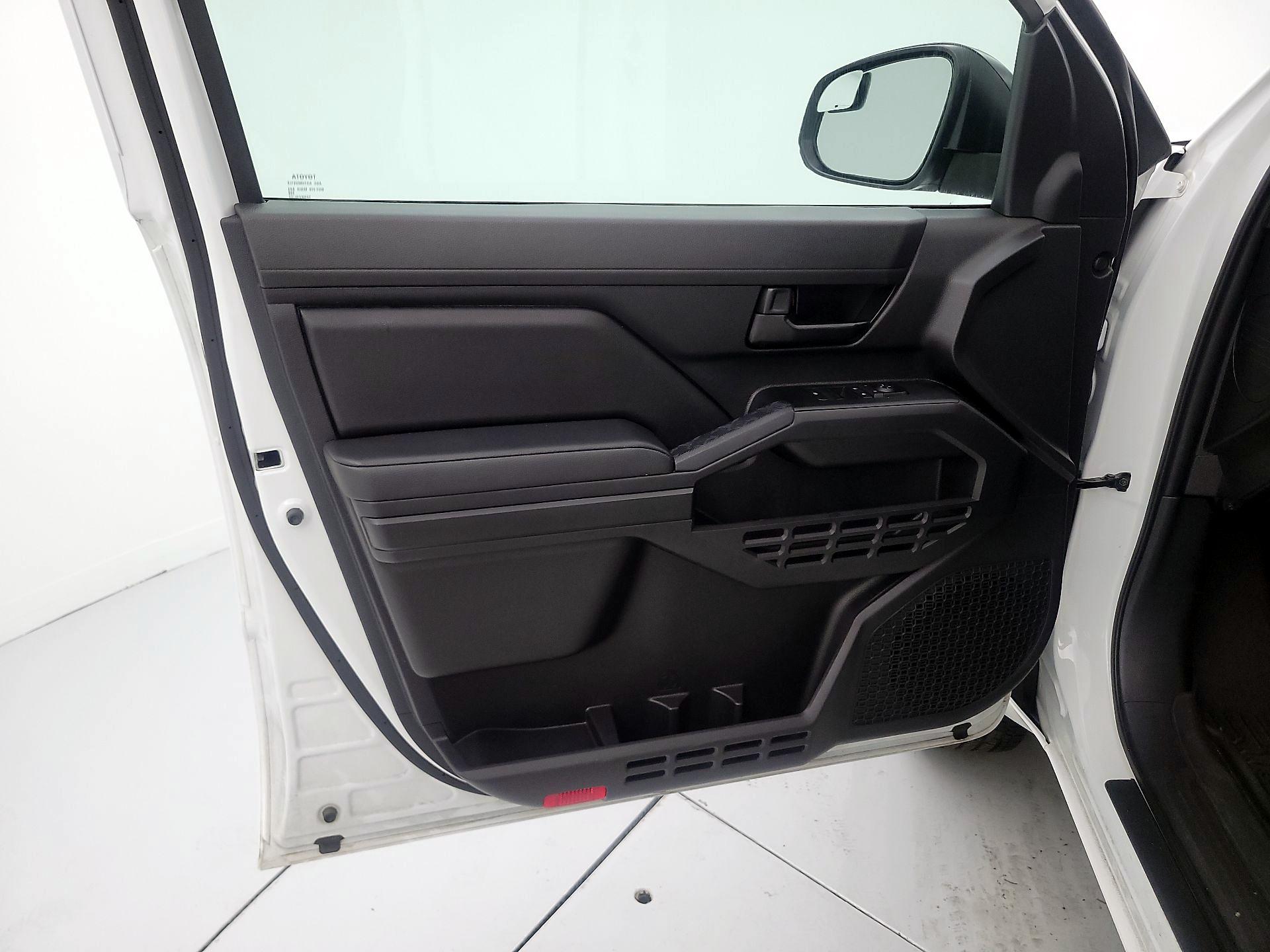 Thumbnail: 2024 Toyota Tacoma - 12