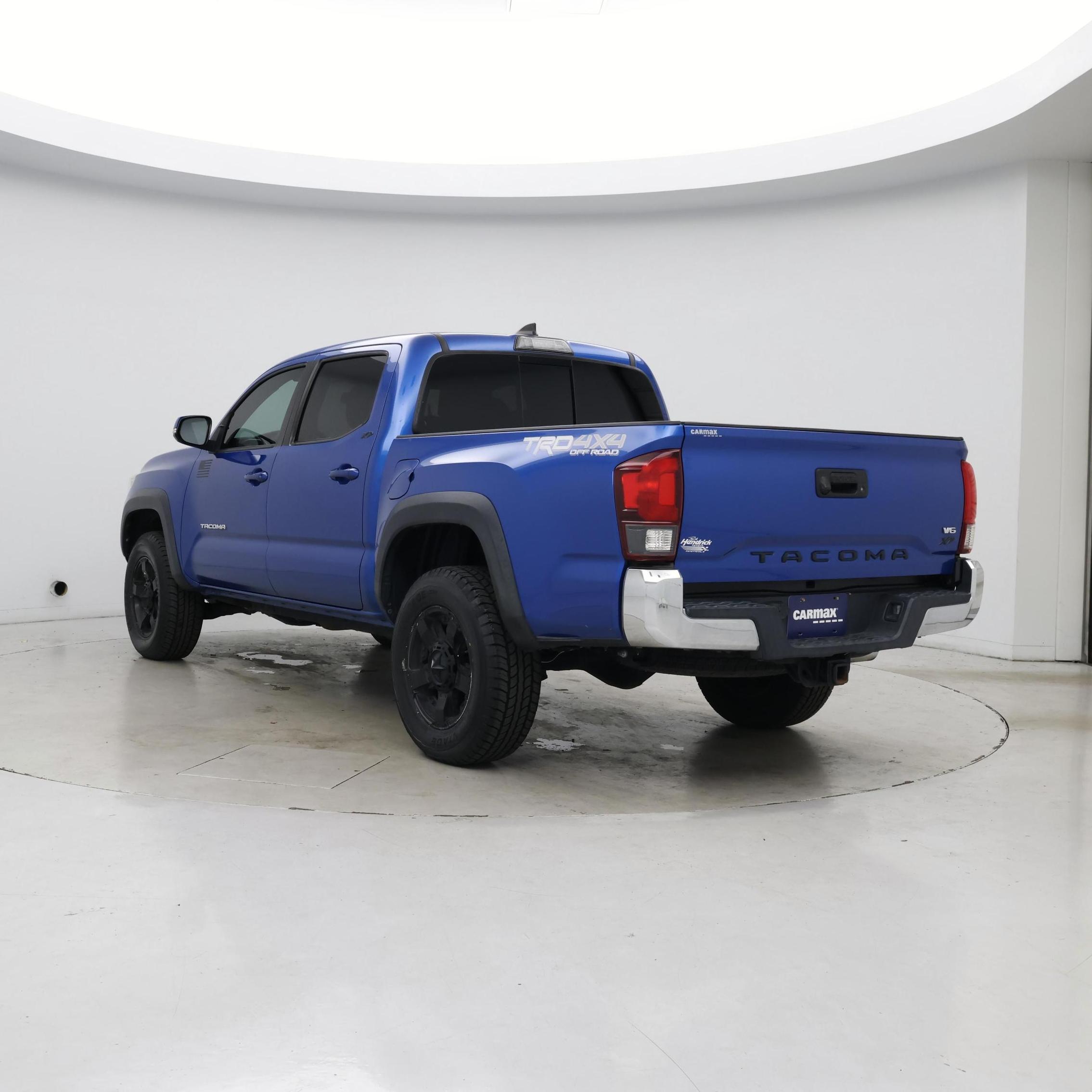 Thumbnail: 2018 Toyota Tacoma - 2