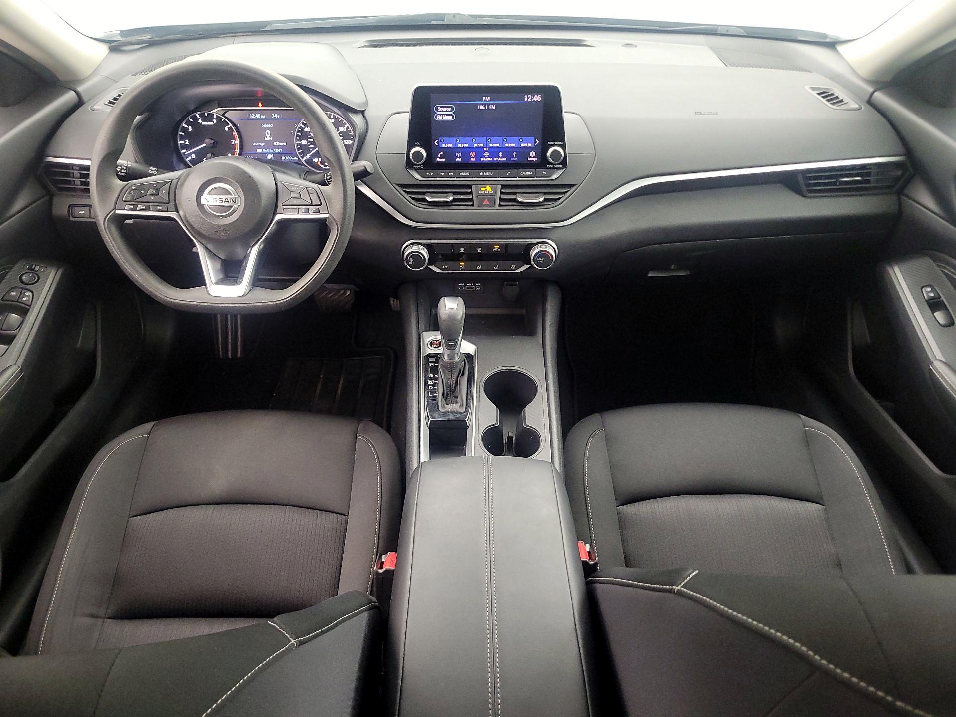 Thumbnail: 2020 Nissan Altima - 9