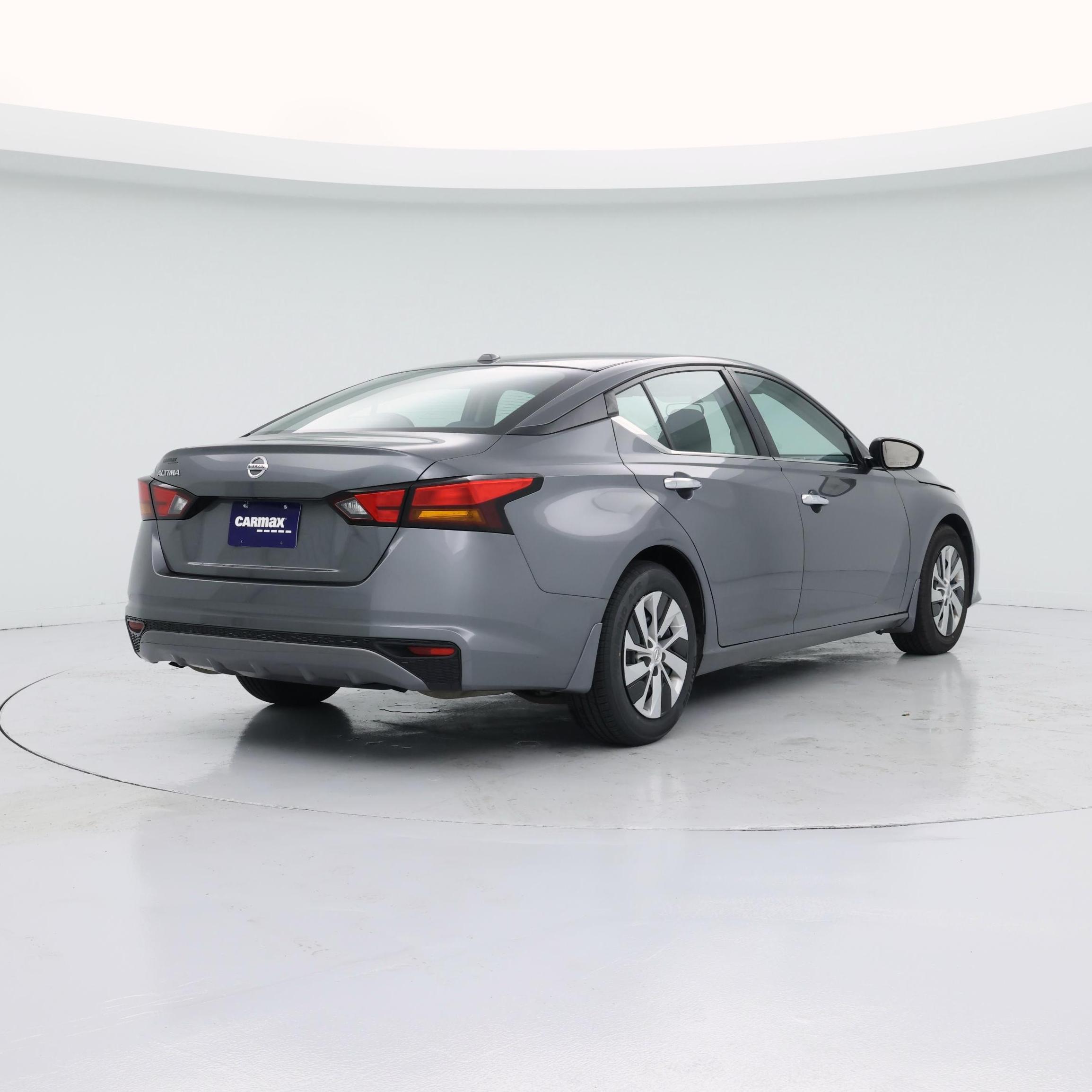 Thumbnail: 2020 Nissan Altima - 8