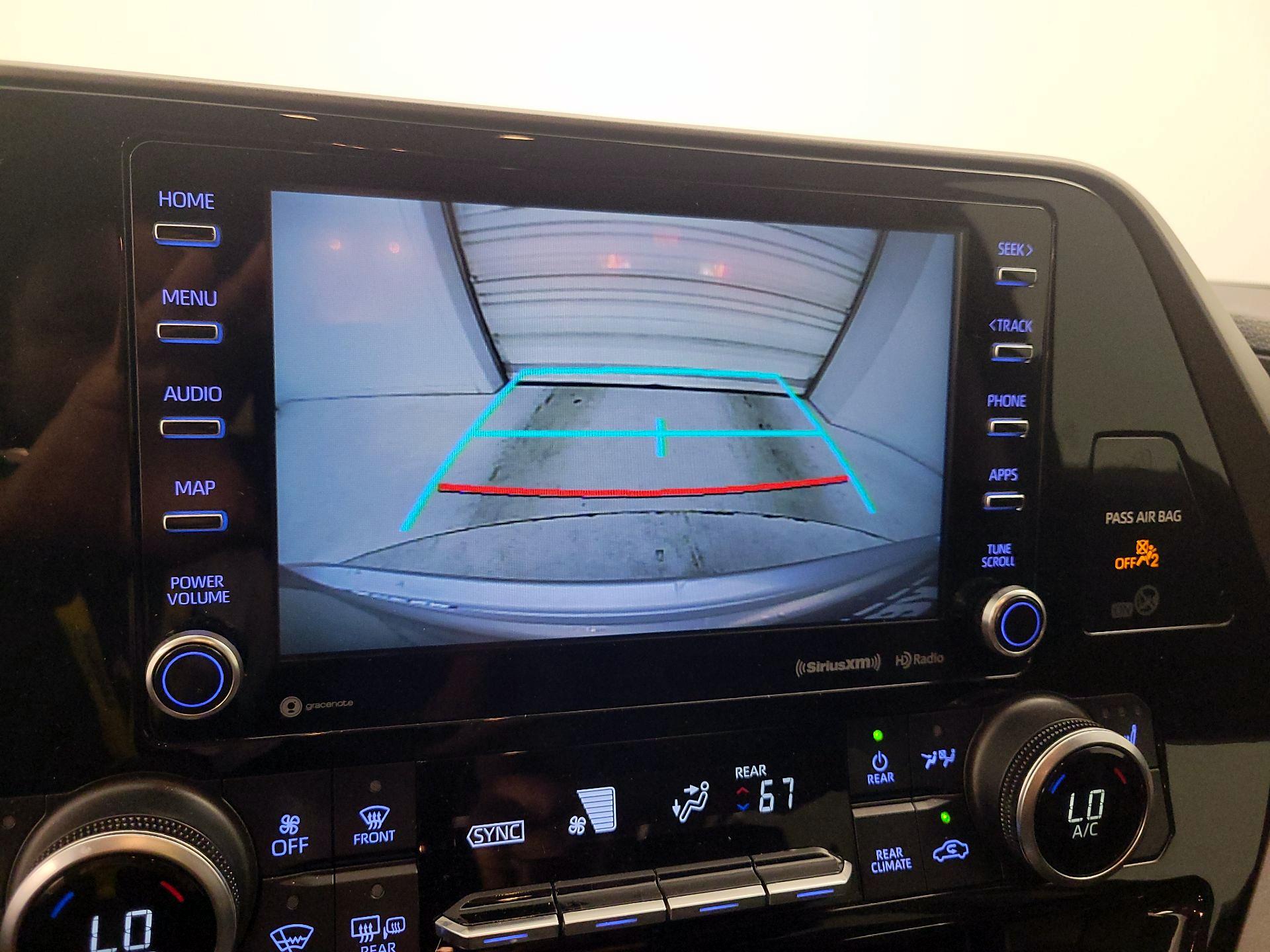 Thumbnail: 2021 Toyota Highlander - 14