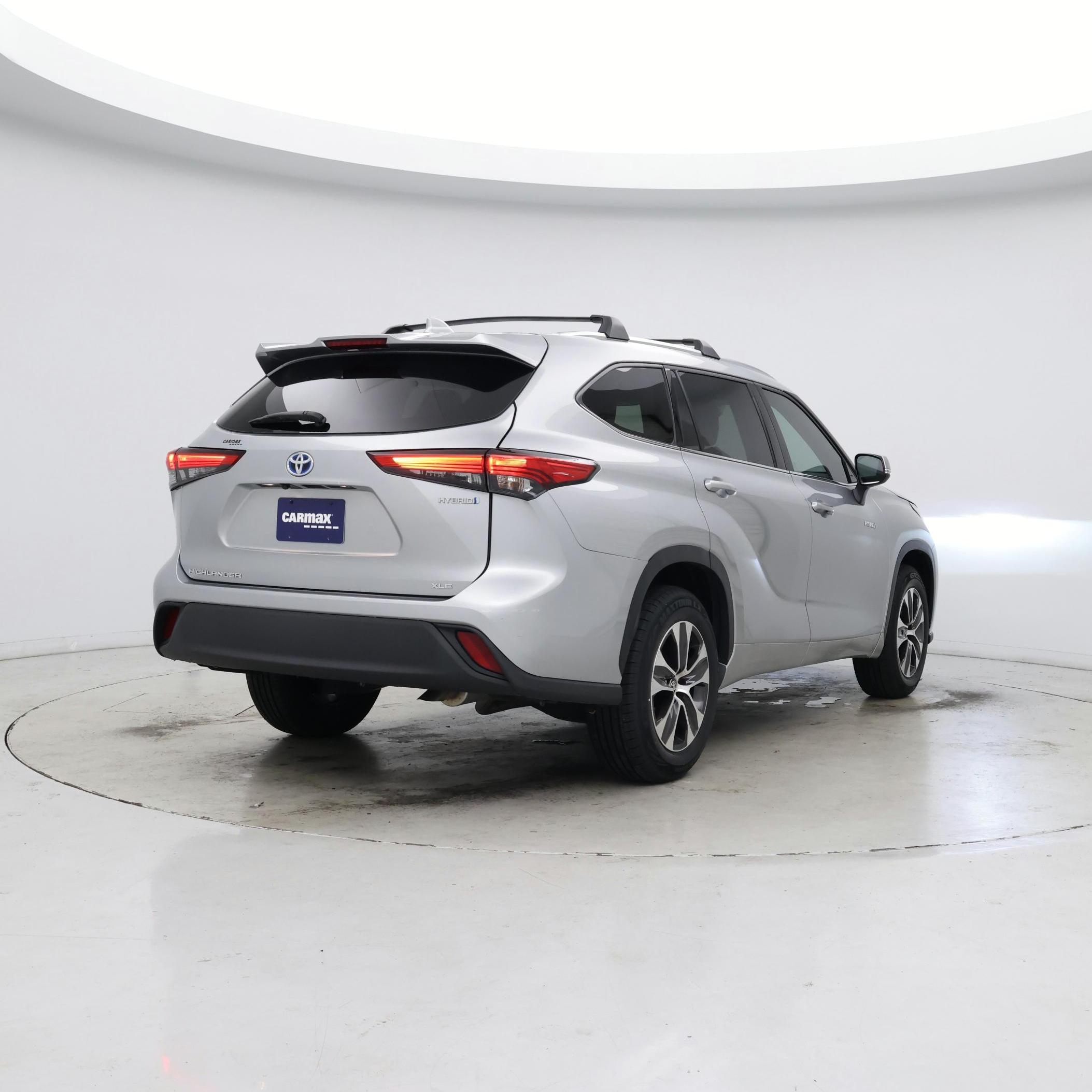 Thumbnail: 2021 Toyota Highlander - 8