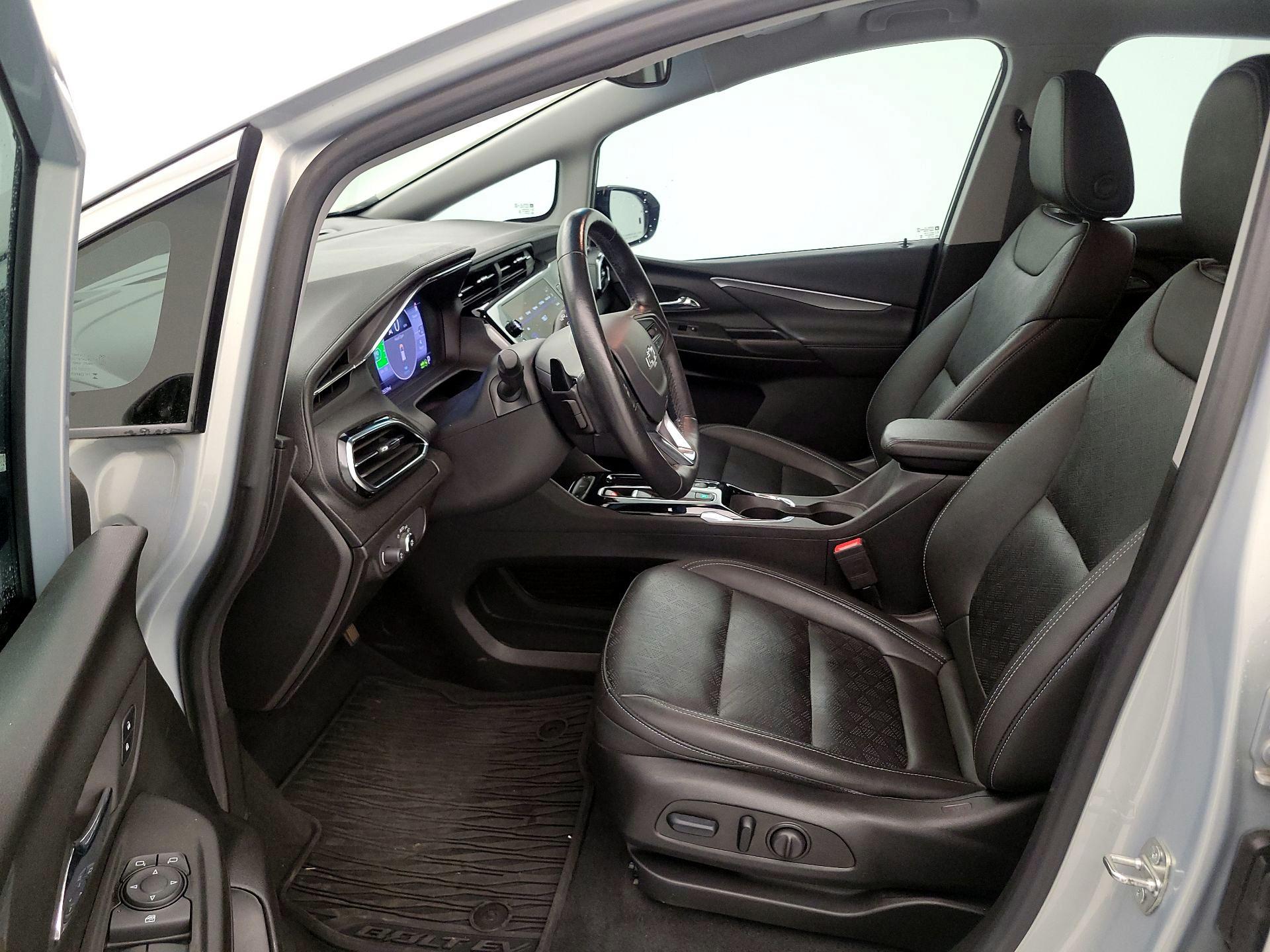 Thumbnail: 2023 Chevrolet Bolt EV - 11