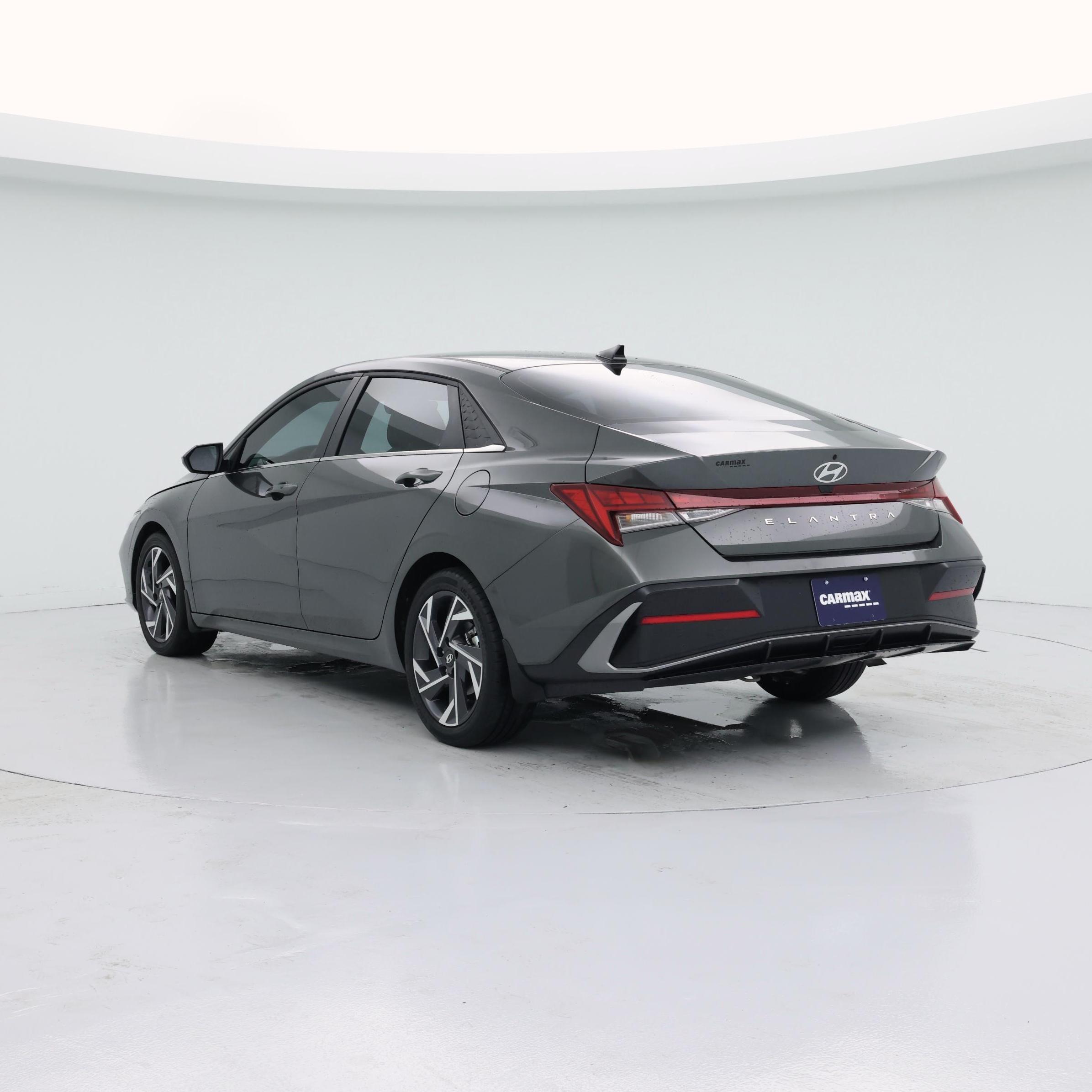 Thumbnail: 2025 Hyundai Elantra - 2