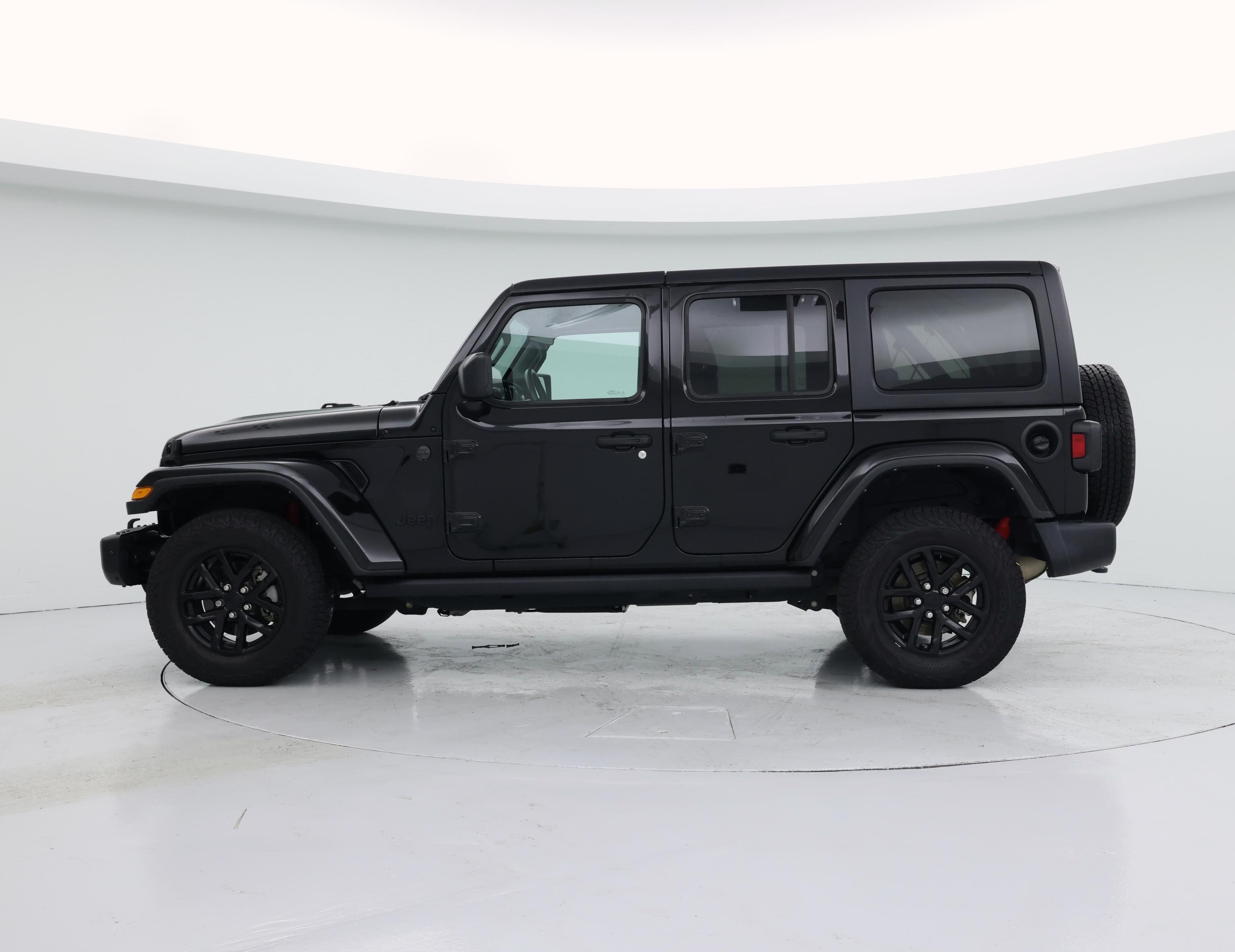 Thumbnail: 2023 Jeep Wrangler - 3