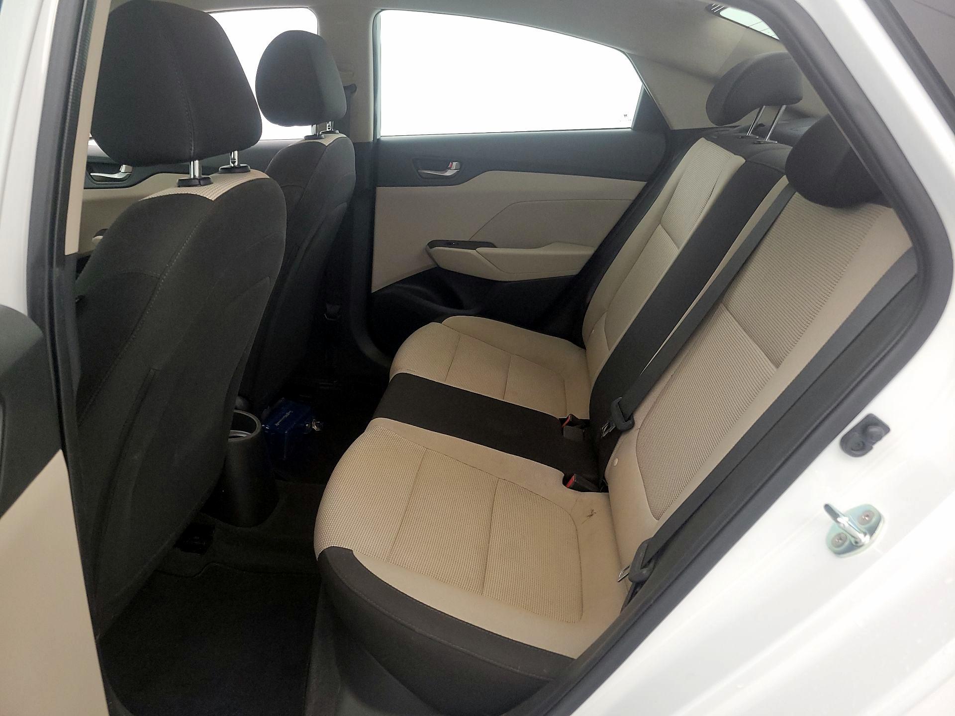 Thumbnail: 2022 Hyundai Accent - 19