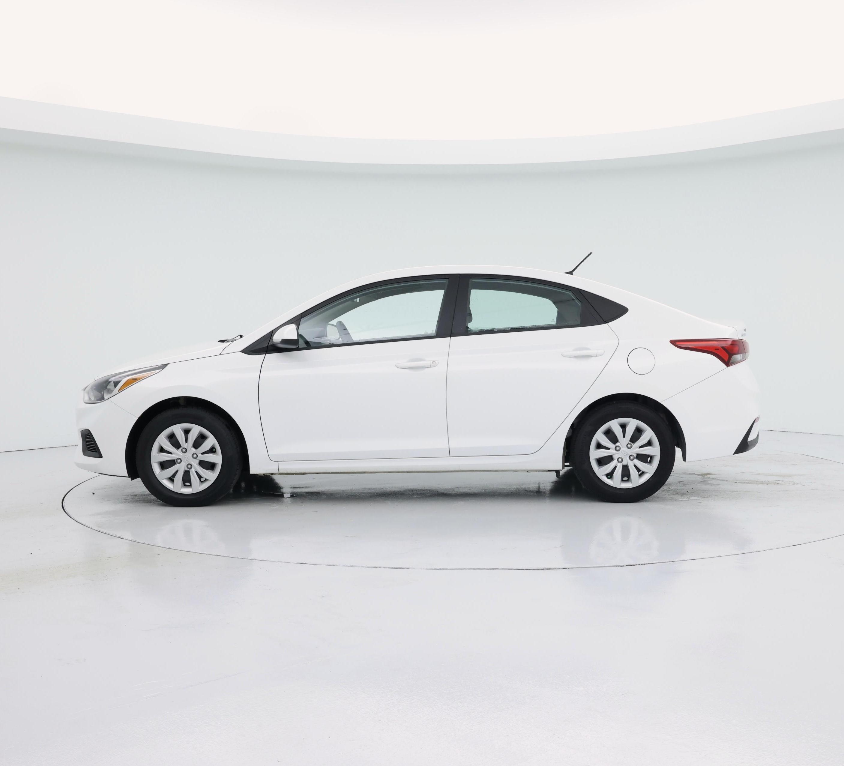 Thumbnail: 2022 Hyundai Accent - 3