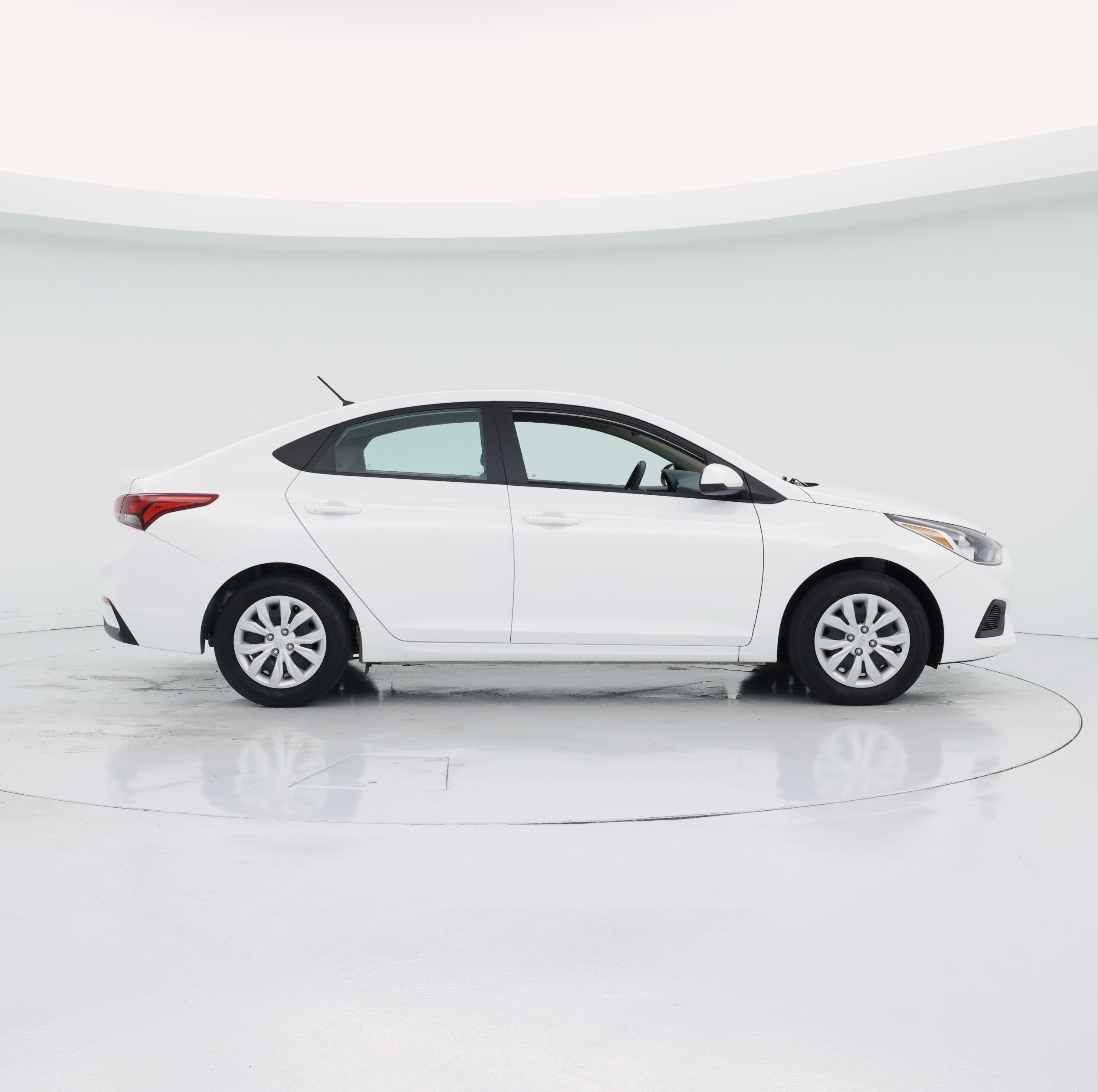 Thumbnail: 2022 Hyundai Accent - 7