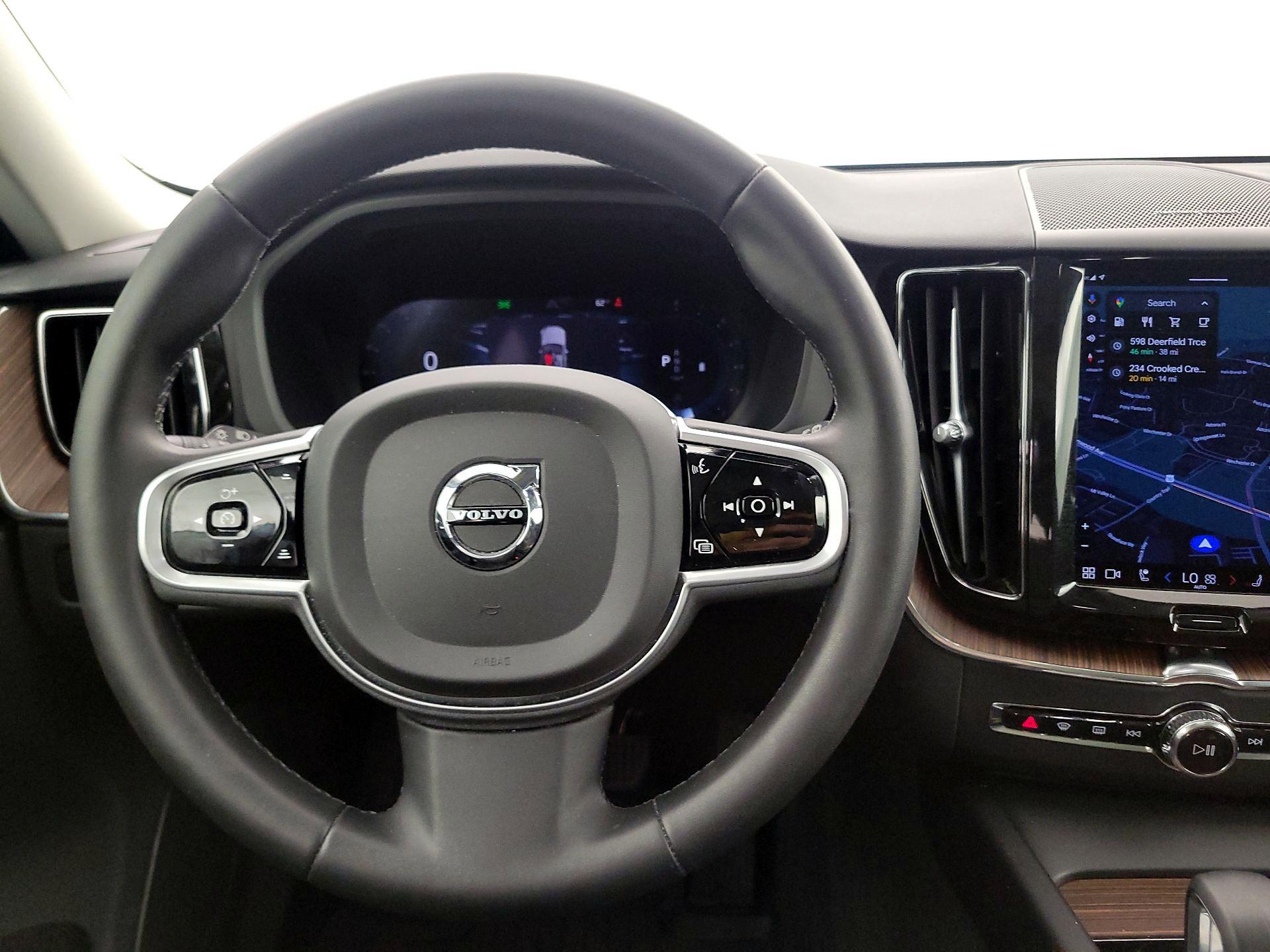 Thumbnail: 2023 Volvo XC60 - 10