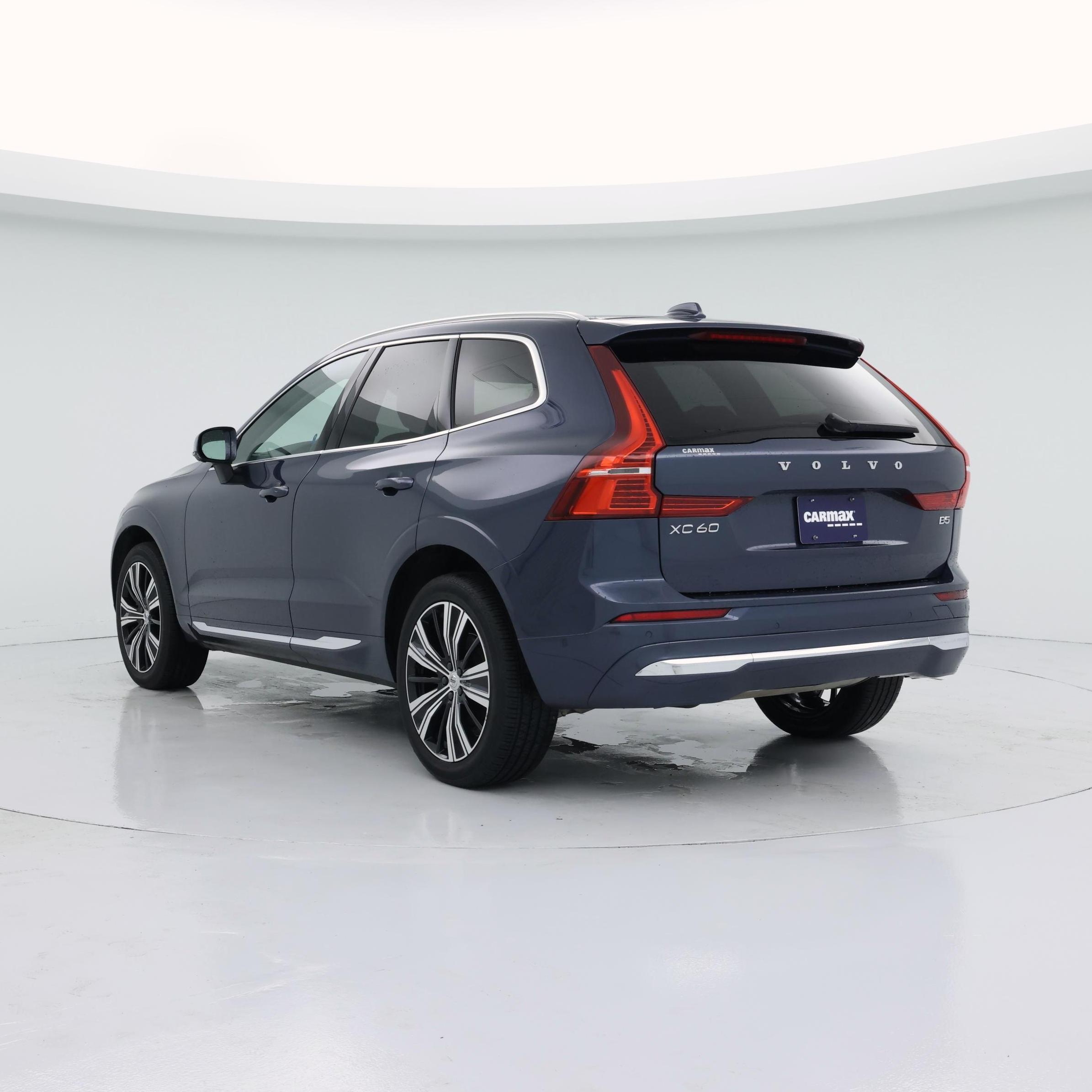 Thumbnail: 2023 Volvo XC60 - 2