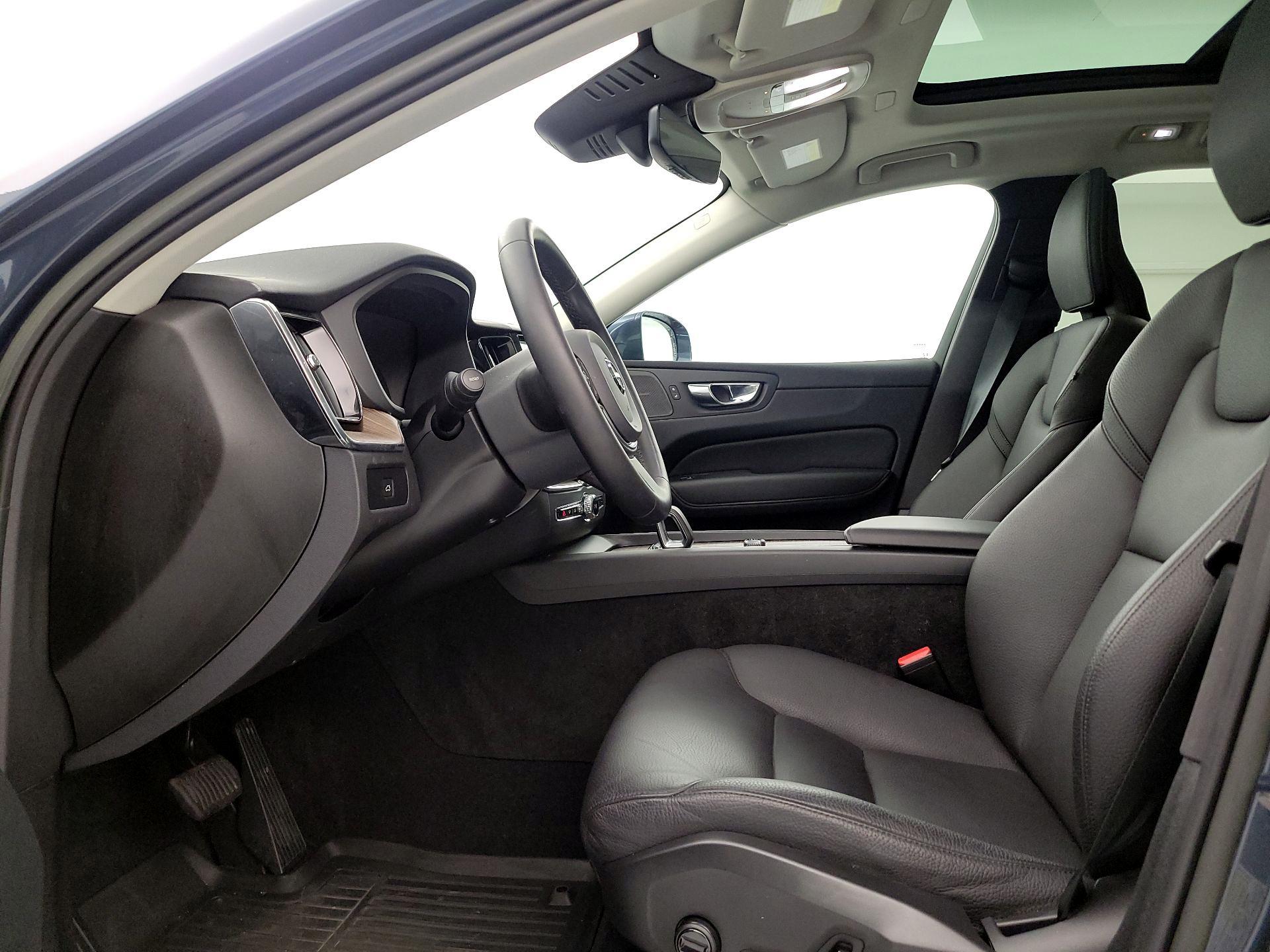 Thumbnail: 2023 Volvo XC60 - 19