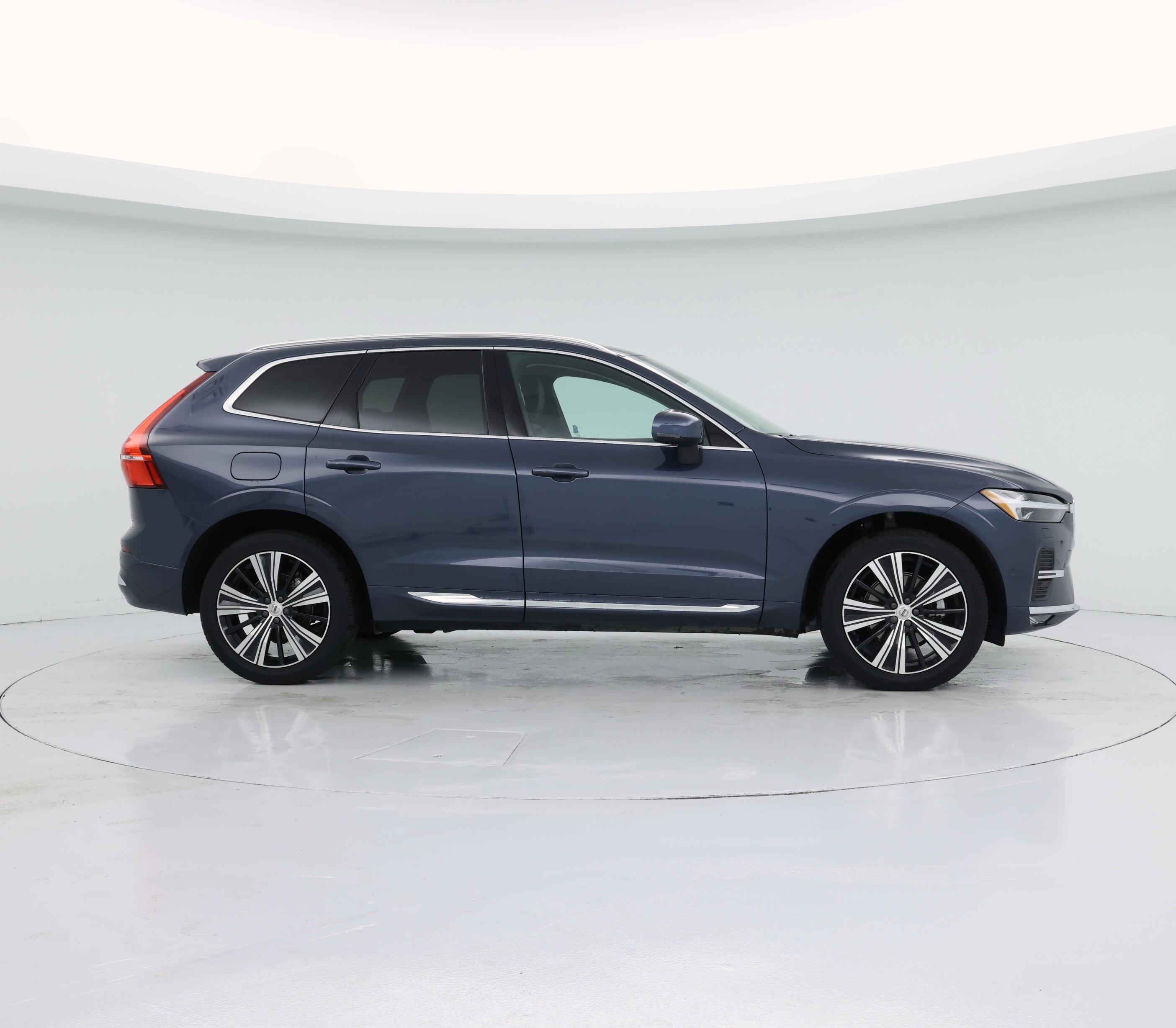 Thumbnail: 2023 Volvo XC60 - 7