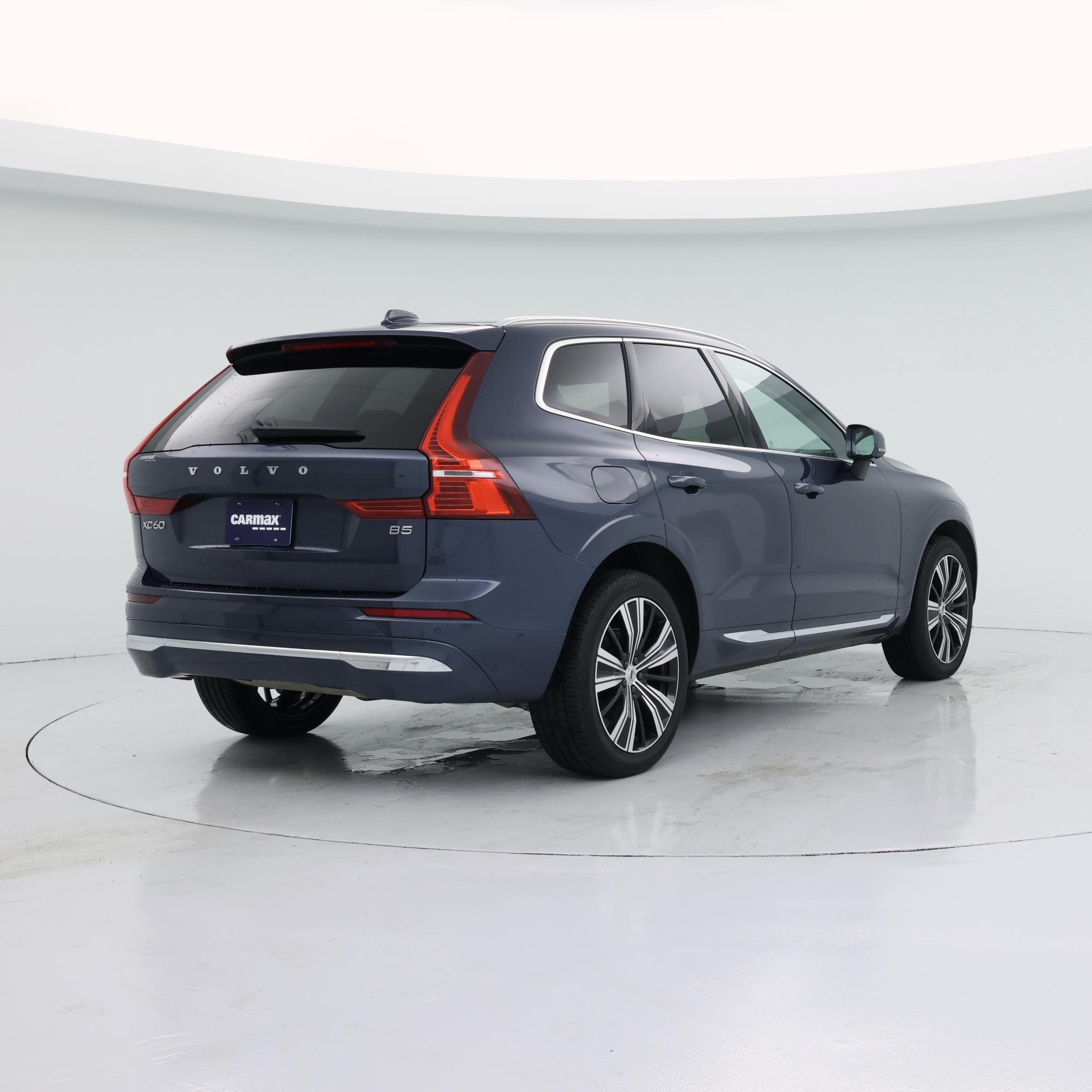 Thumbnail: 2023 Volvo XC60 - 8