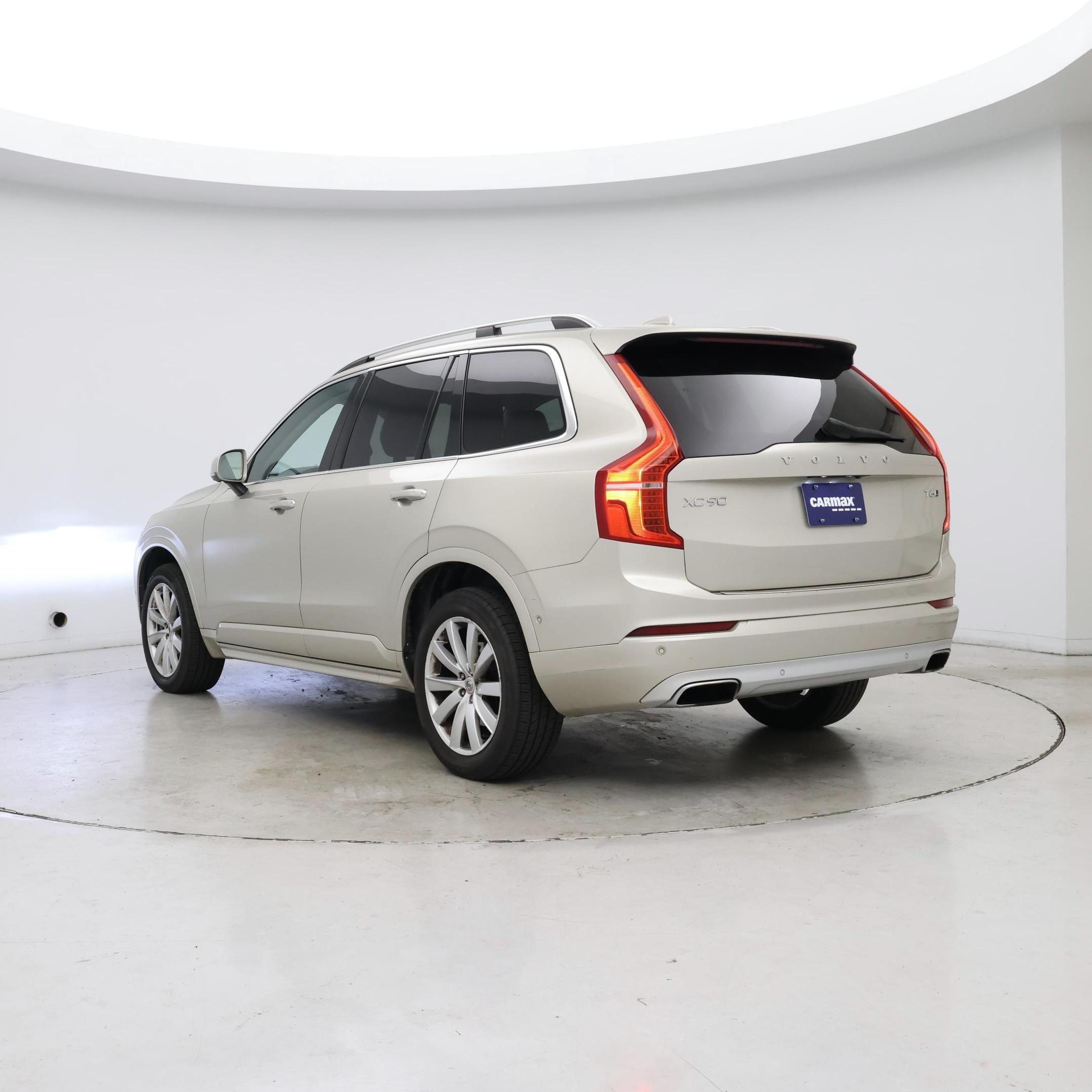 Thumbnail: 2017 Volvo XC90 - 2