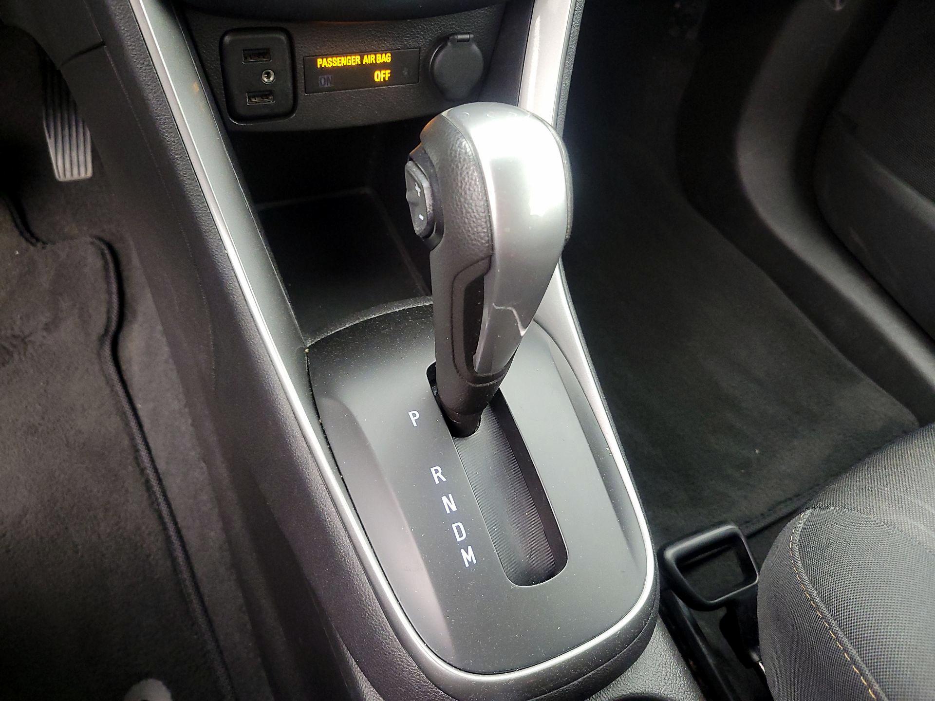 Thumbnail: 2019 Chevrolet Trax - 17