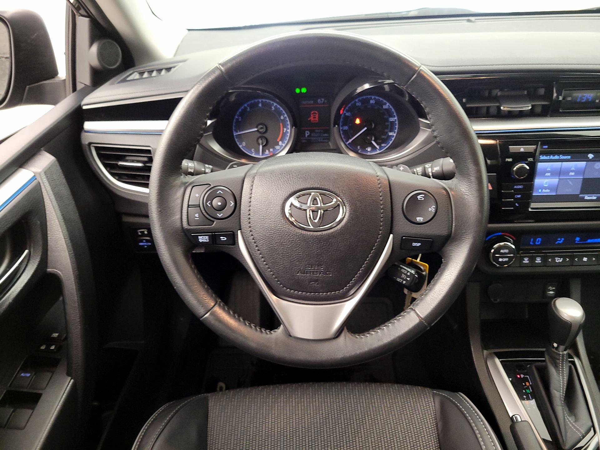 Thumbnail: 2014 Toyota Corolla - 10