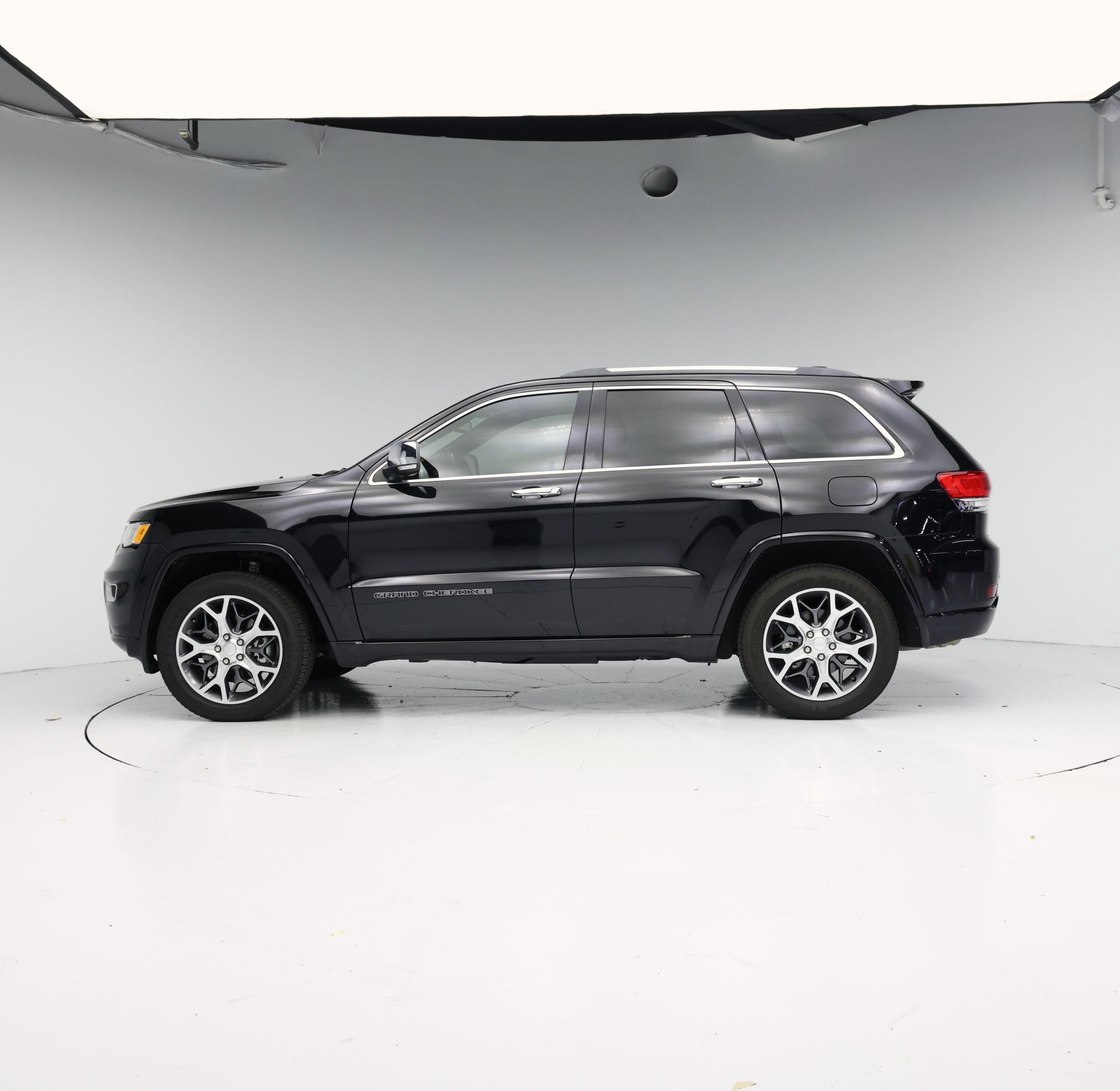 Thumbnail: 2021 Jeep Grand Cherokee - 3