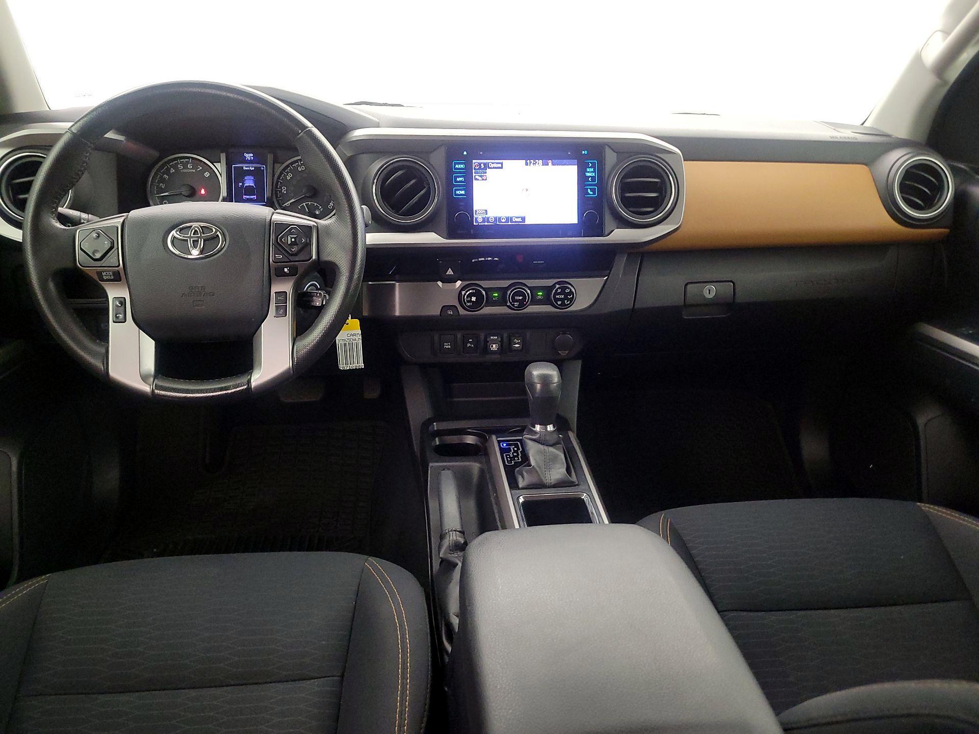 Thumbnail: 2018 Toyota Tacoma - 9