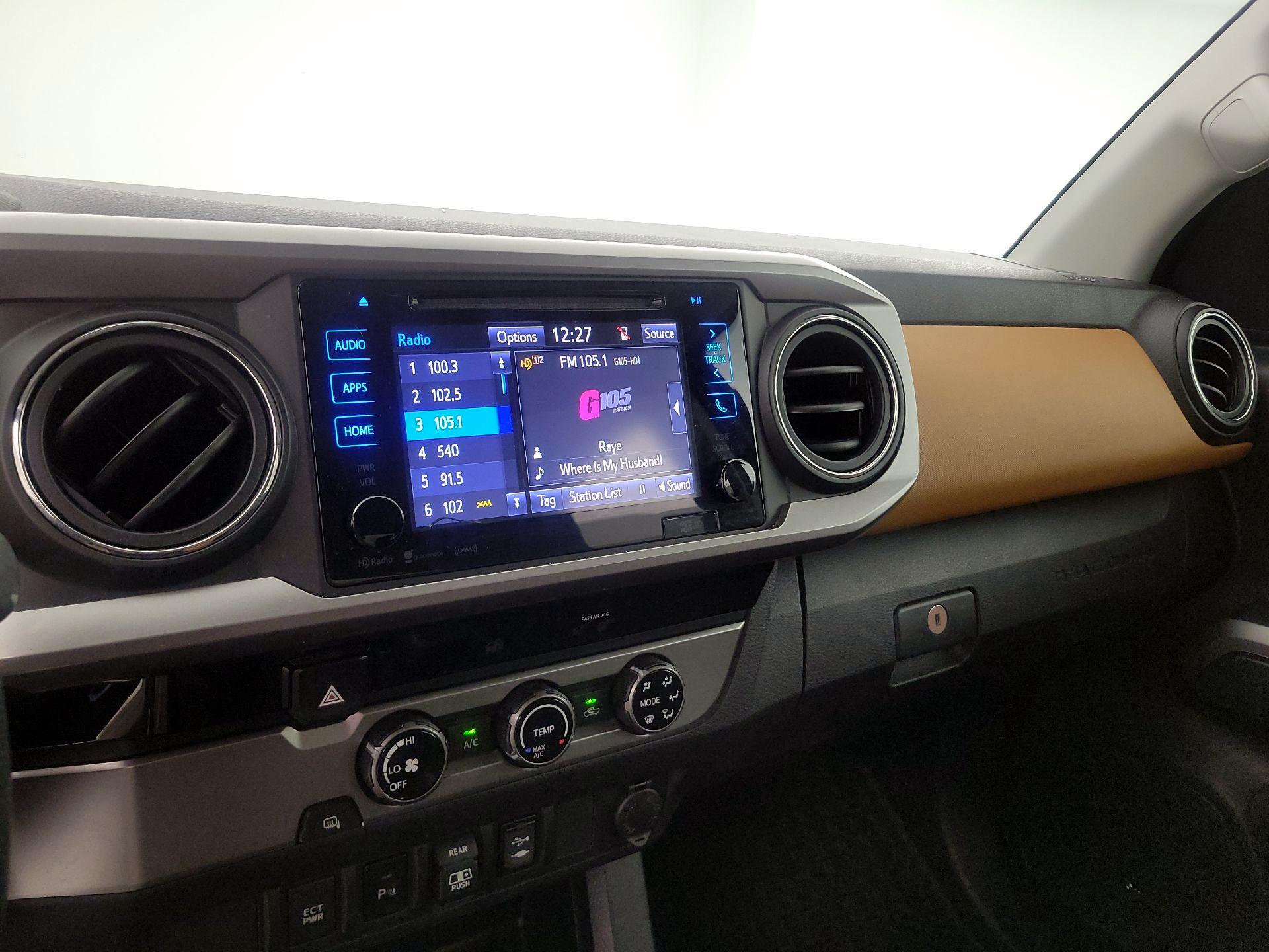 Thumbnail: 2018 Toyota Tacoma - 16