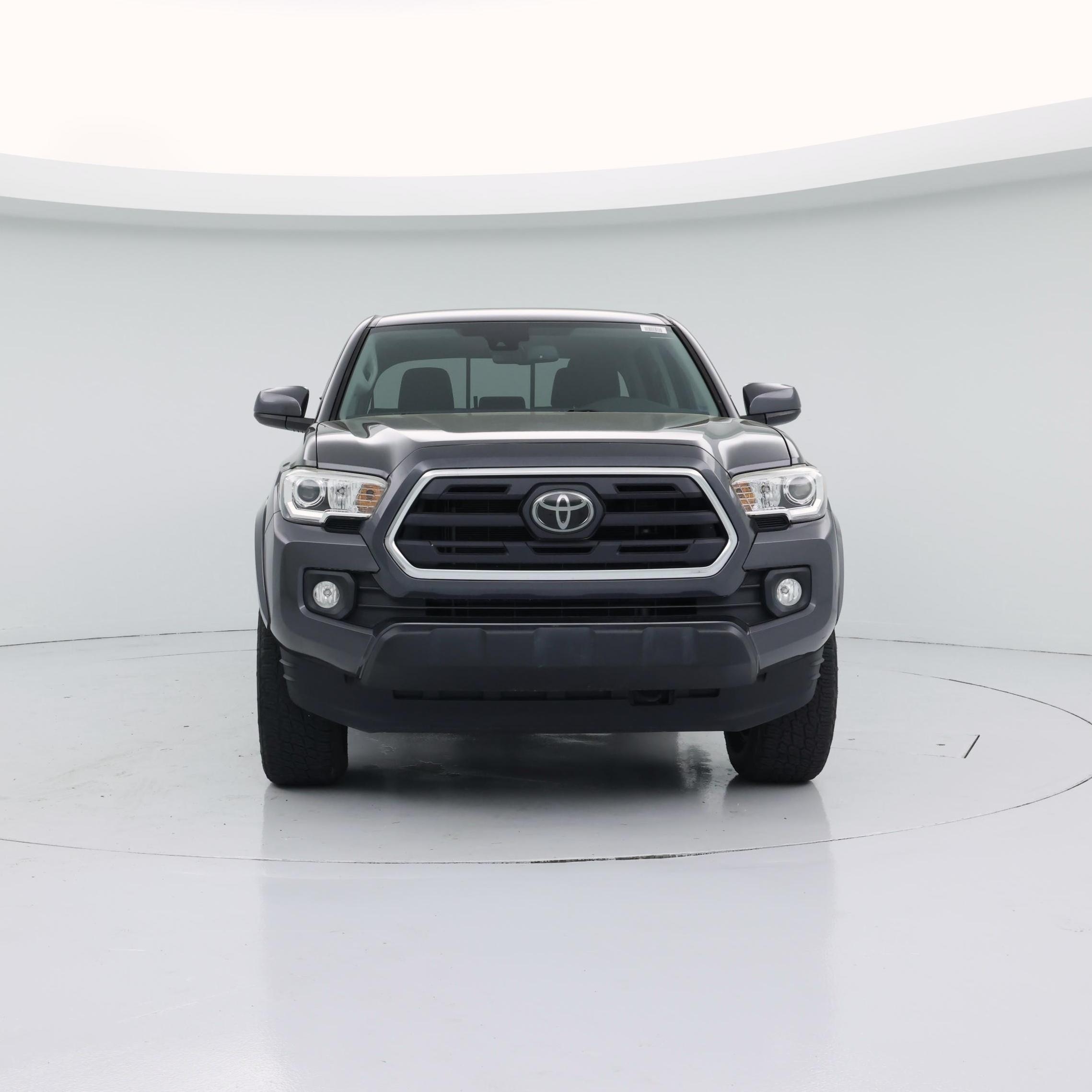 Thumbnail: 2018 Toyota Tacoma - 5