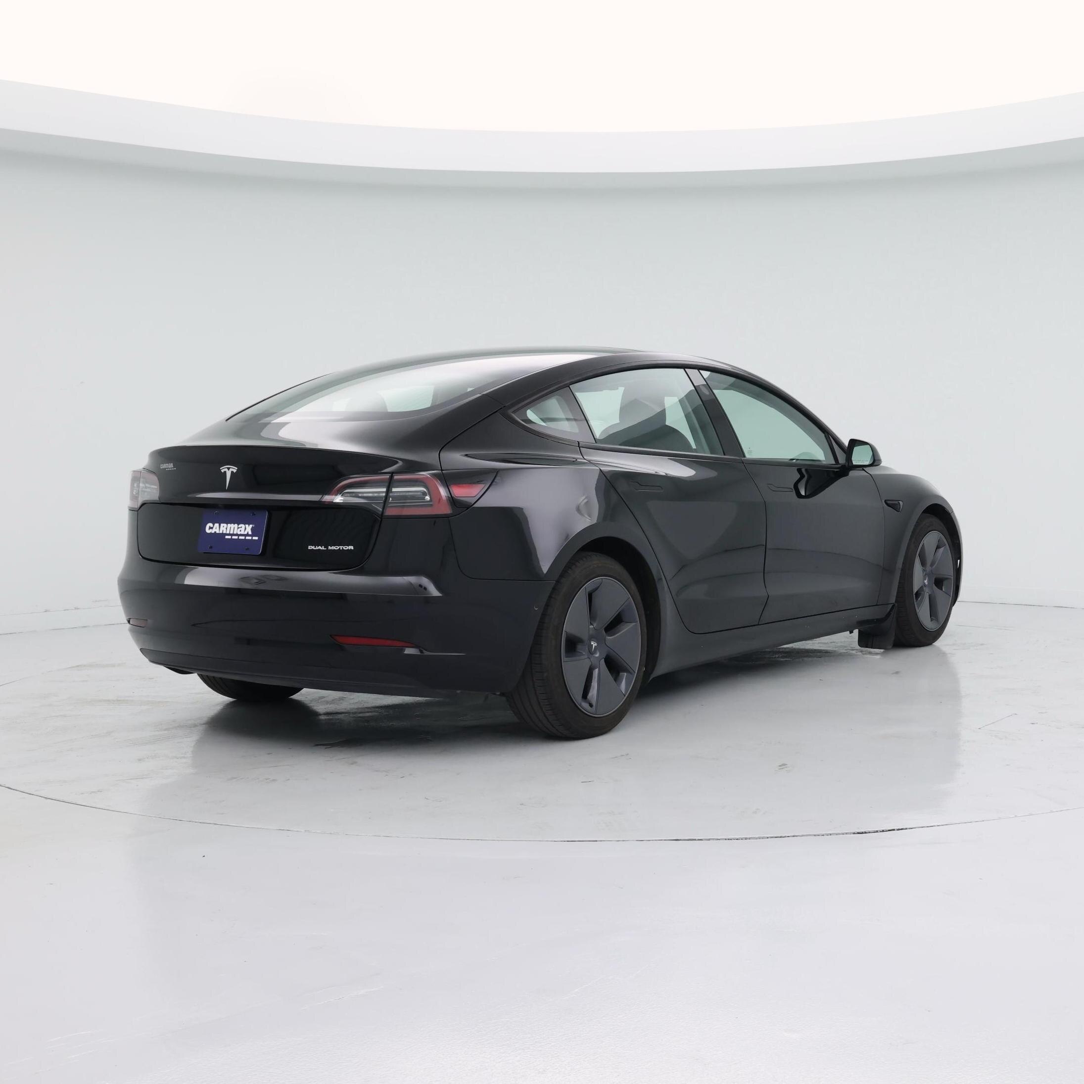 Thumbnail: 2021 Tesla Model 3 - 8