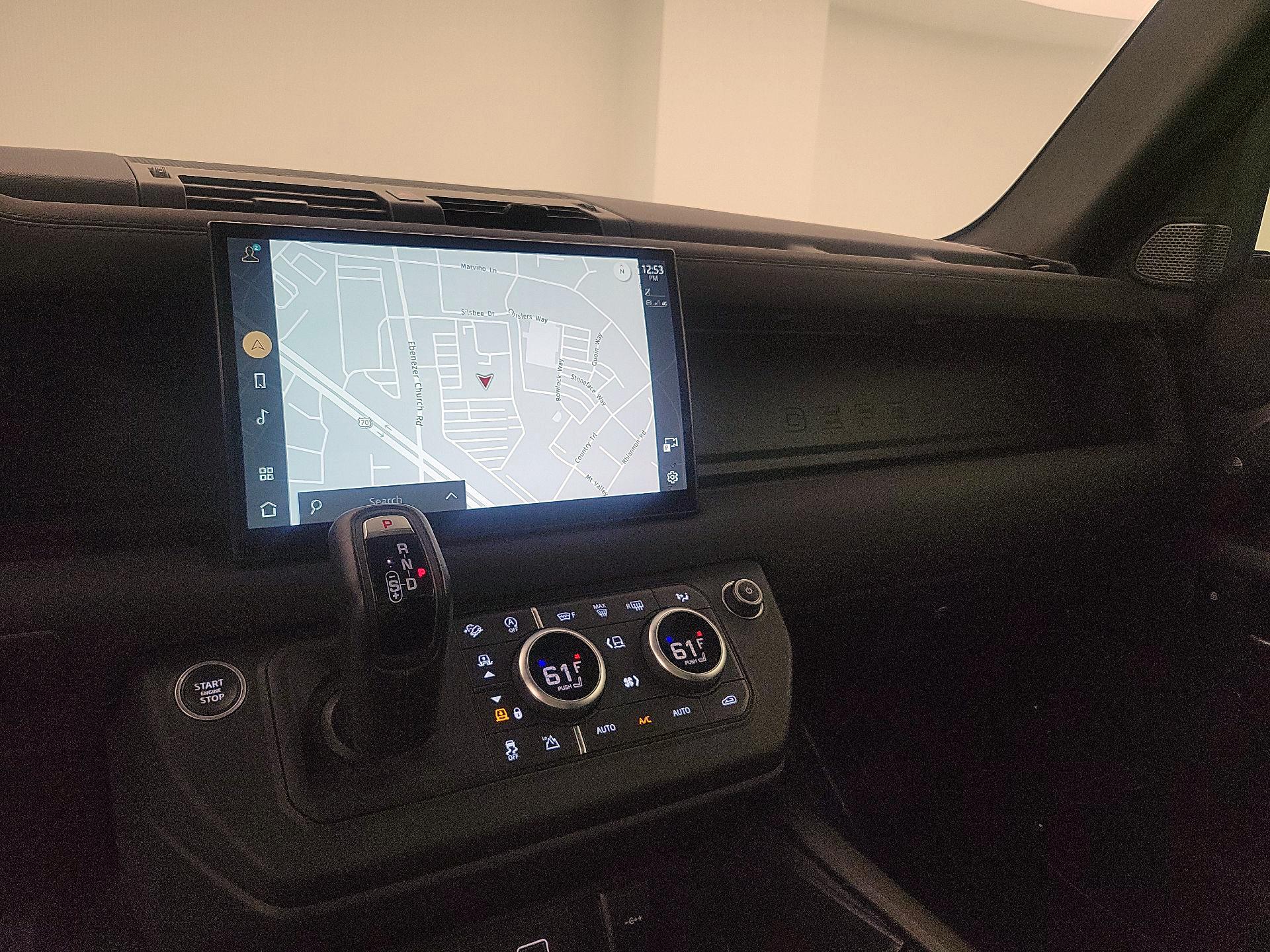 Thumbnail: 2022 Land Rover Defender - 14