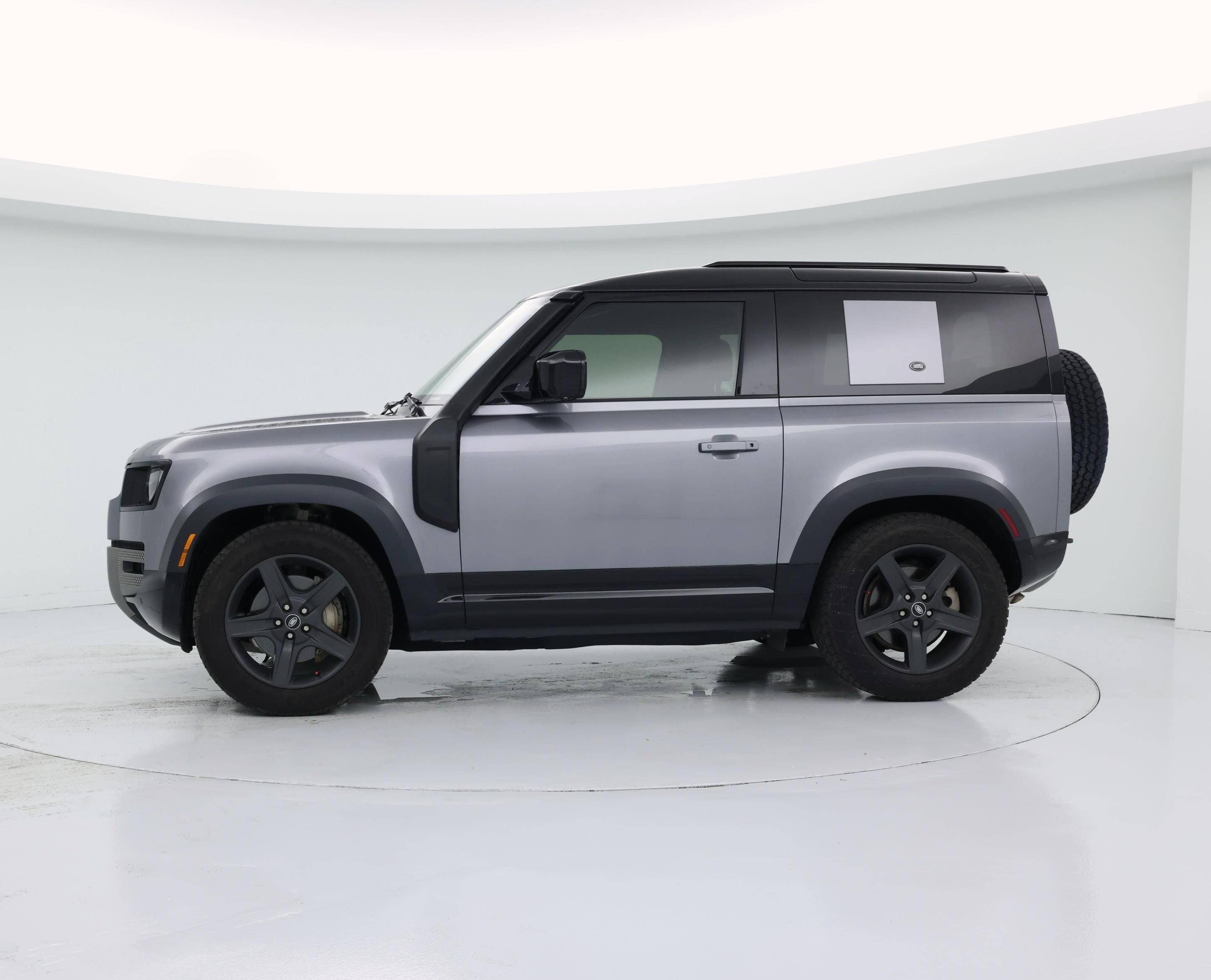 Thumbnail: 2022 Land Rover Defender - 3