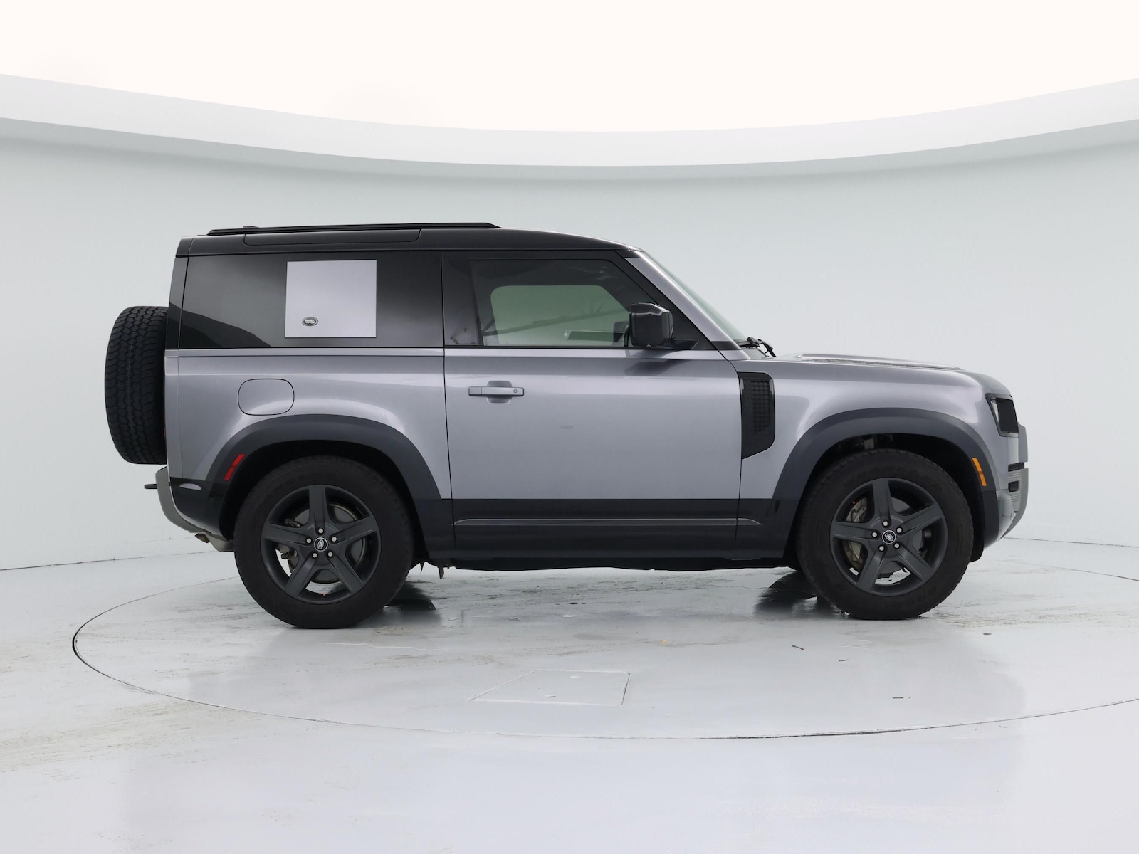 2022 Land Rover Defender X-Dynamic SE - Photo 8