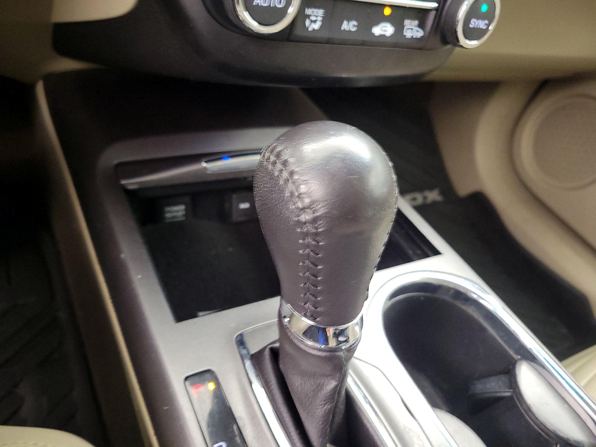 Thumbnail: 2015 Acura RDX - 18