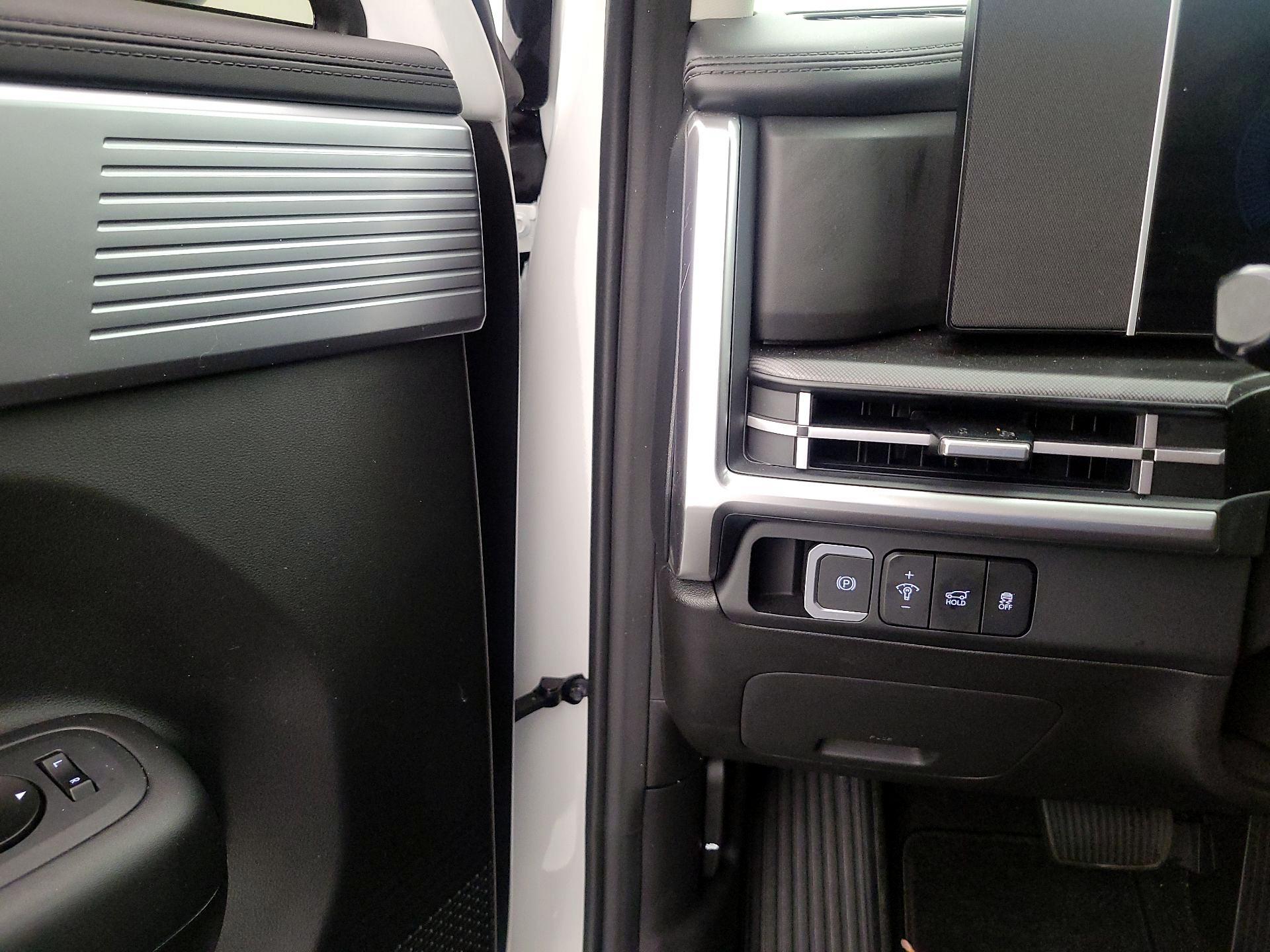 Thumbnail: 2025 Hyundai Santa Fe - 13