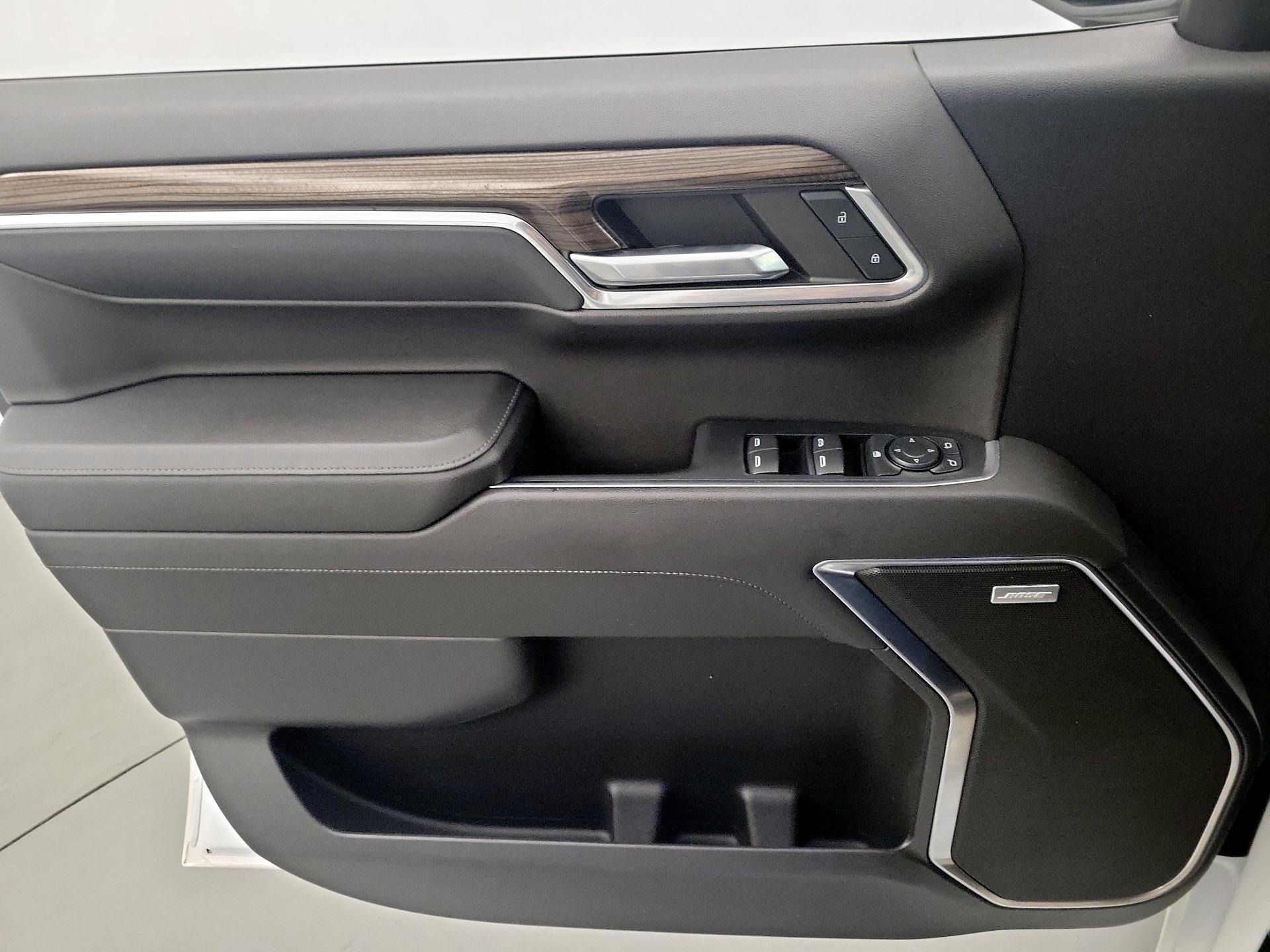 Thumbnail: 2022 Chevrolet Silverado 1500 - 12