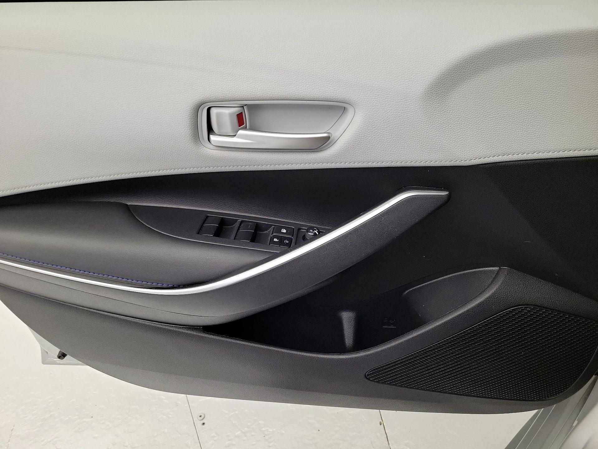 Thumbnail: 2020 Toyota Corolla - 12