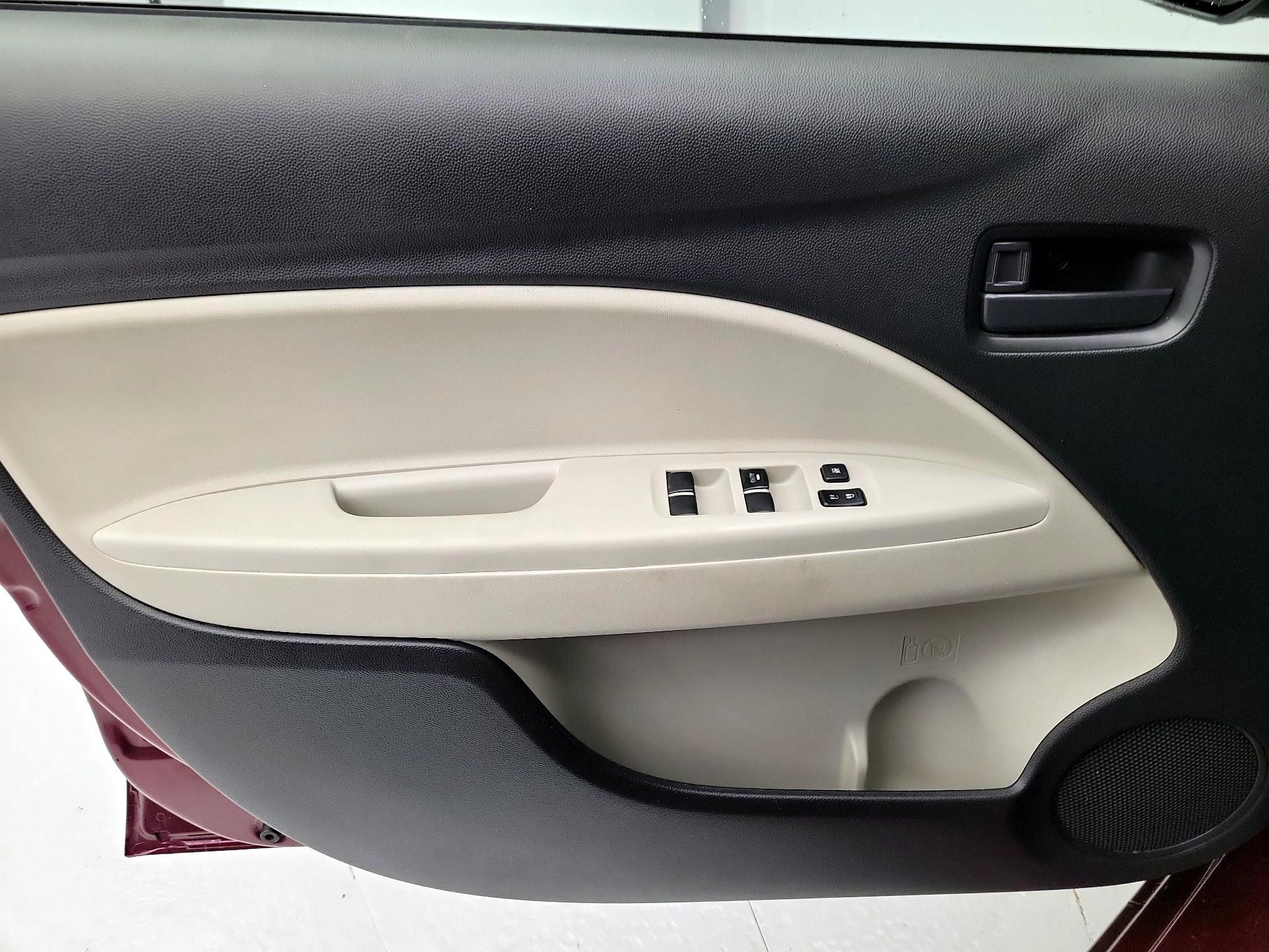 Thumbnail: 2020 Mitsubishi Mirage G4 - 12