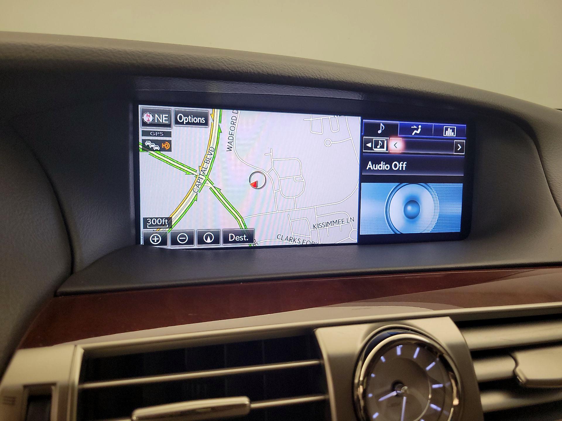 Thumbnail: 2015 Lexus LS - 15