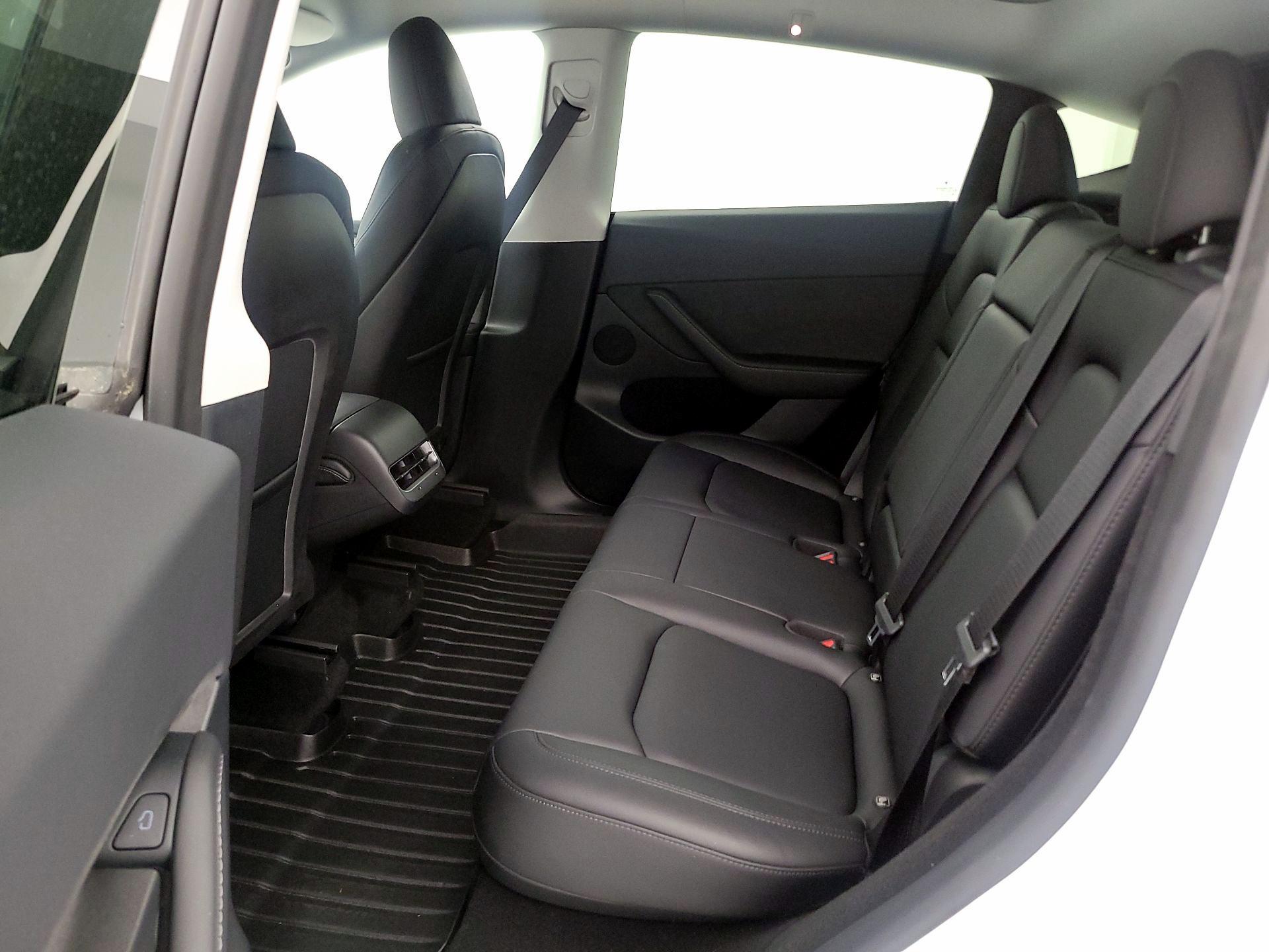 Thumbnail: 2023 Tesla Model Y - 20