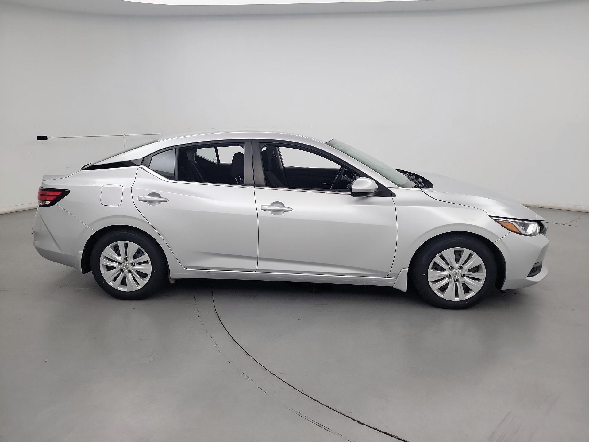 Thumbnail: 2023 Nissan Sentra - 4