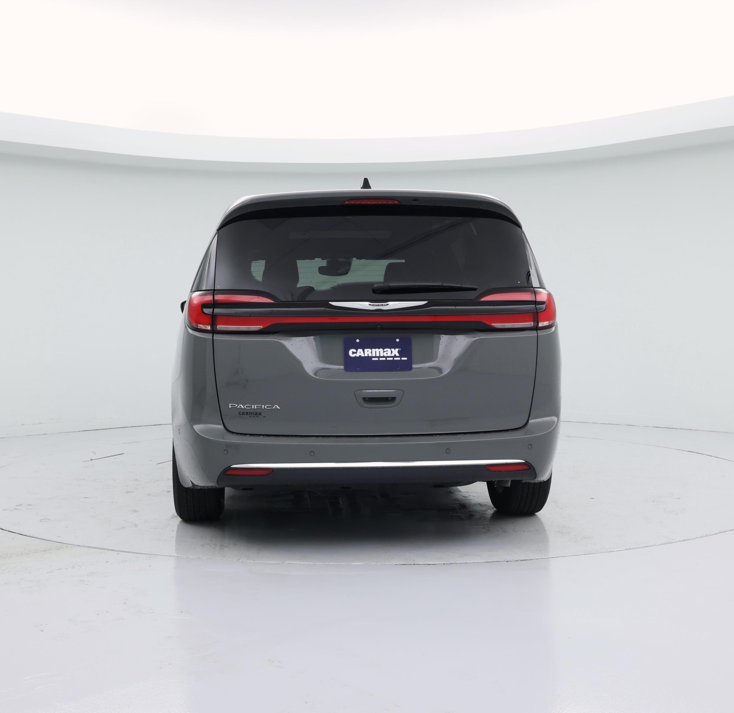Thumbnail: 2025 Chrysler Pacifica - 6