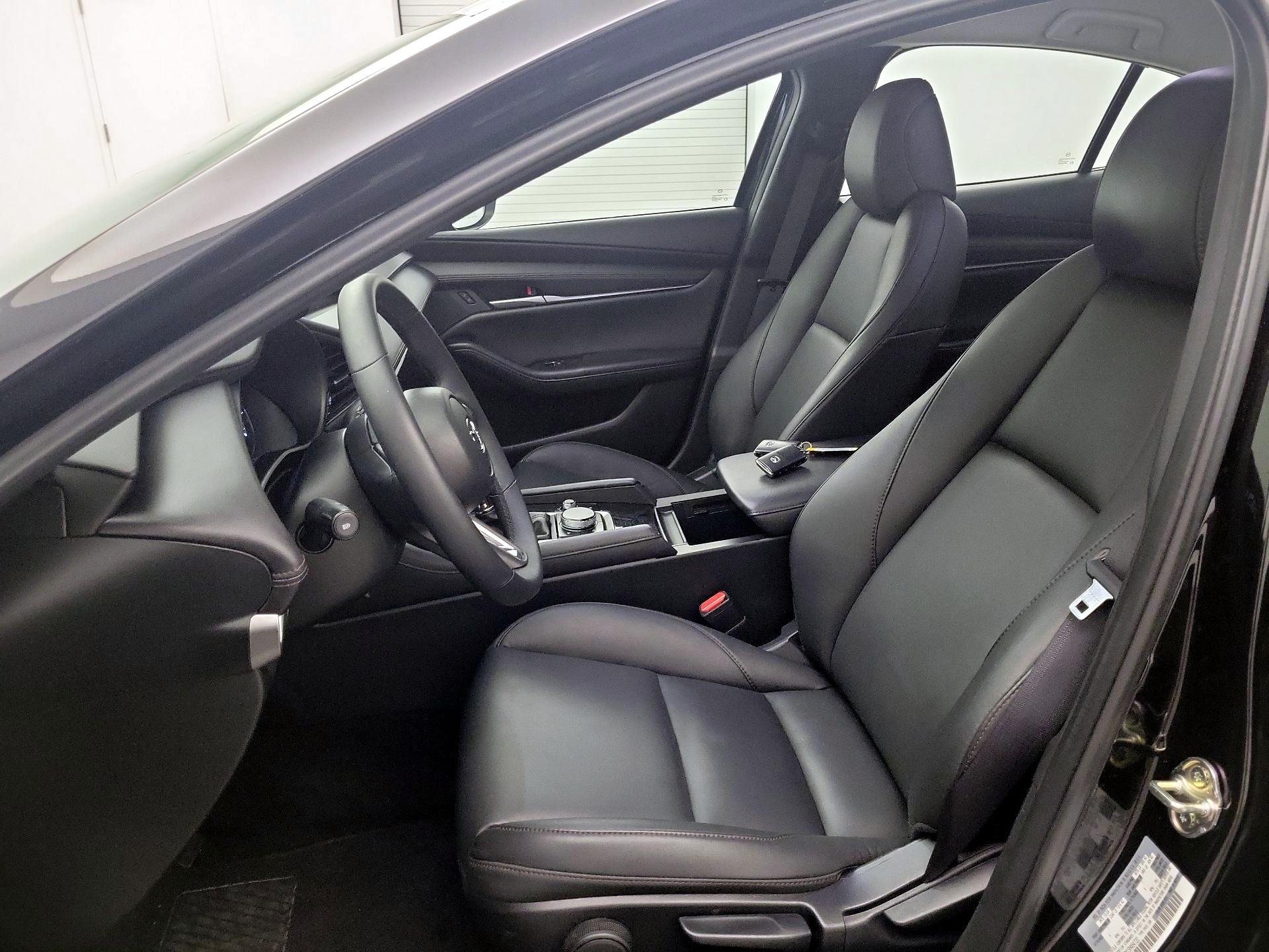 Thumbnail: 2025 Mazda Mazda3 - 11