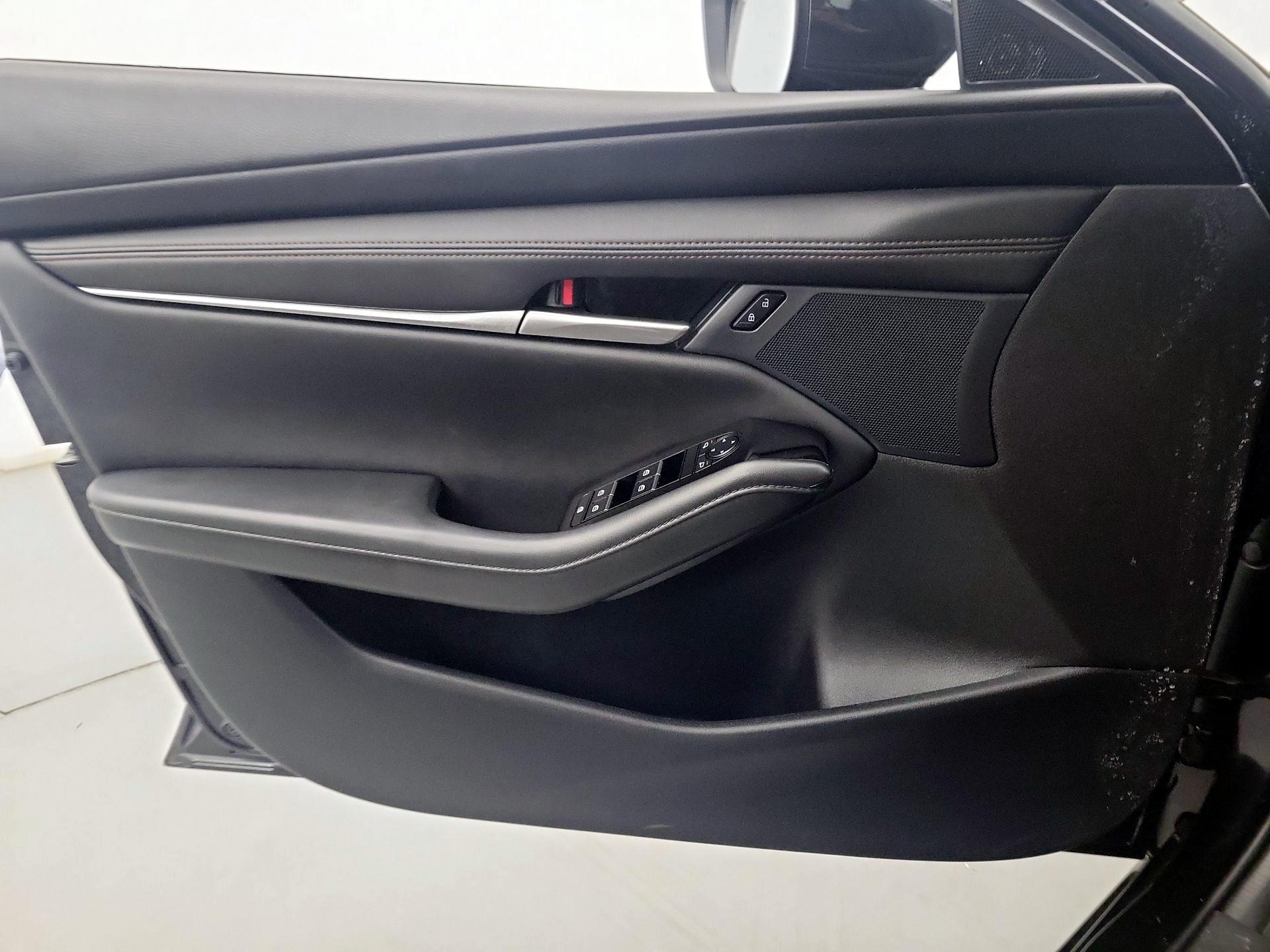 Thumbnail: 2025 Mazda Mazda3 - 12