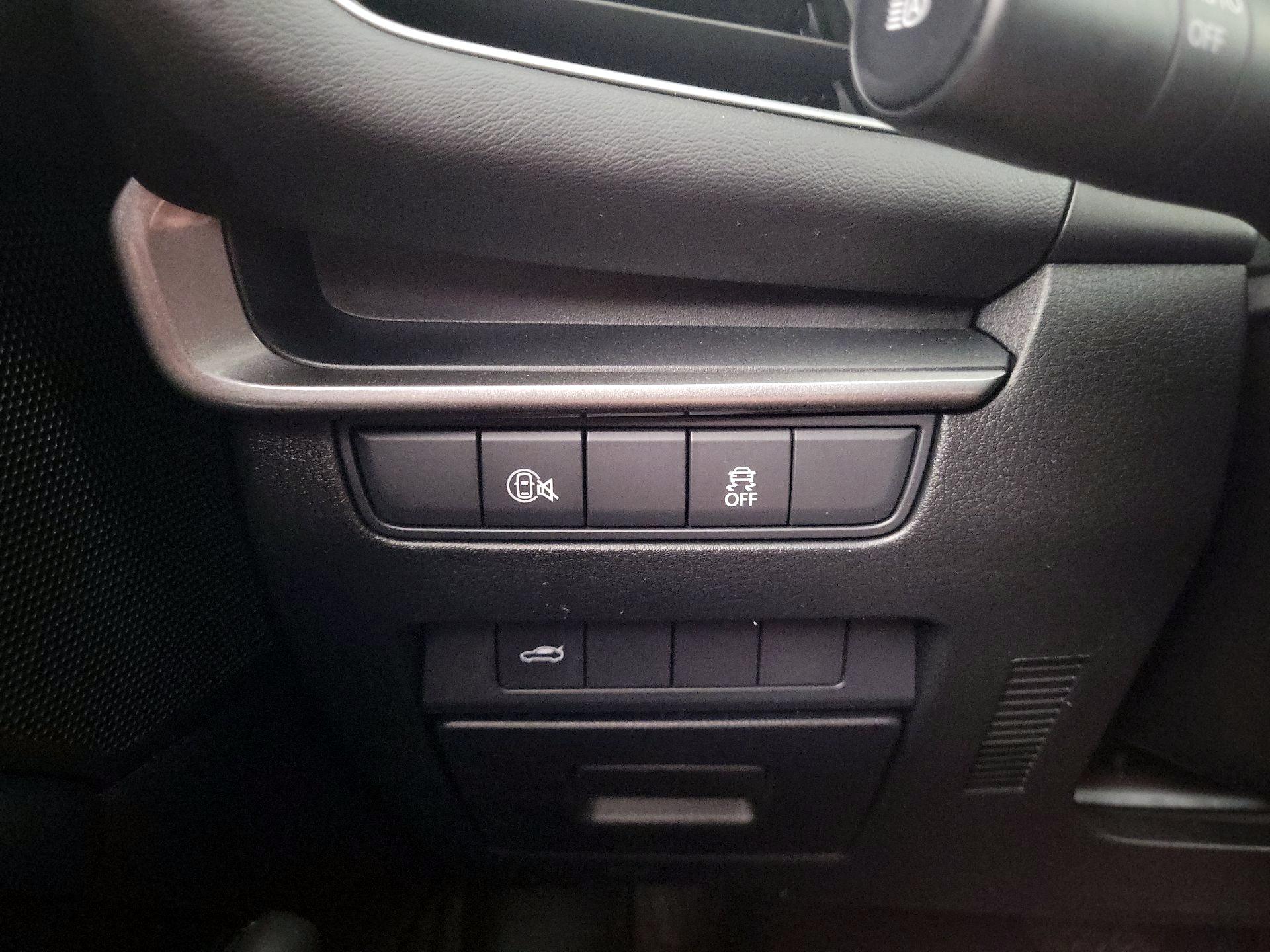 Thumbnail: 2025 Mazda Mazda3 - 13