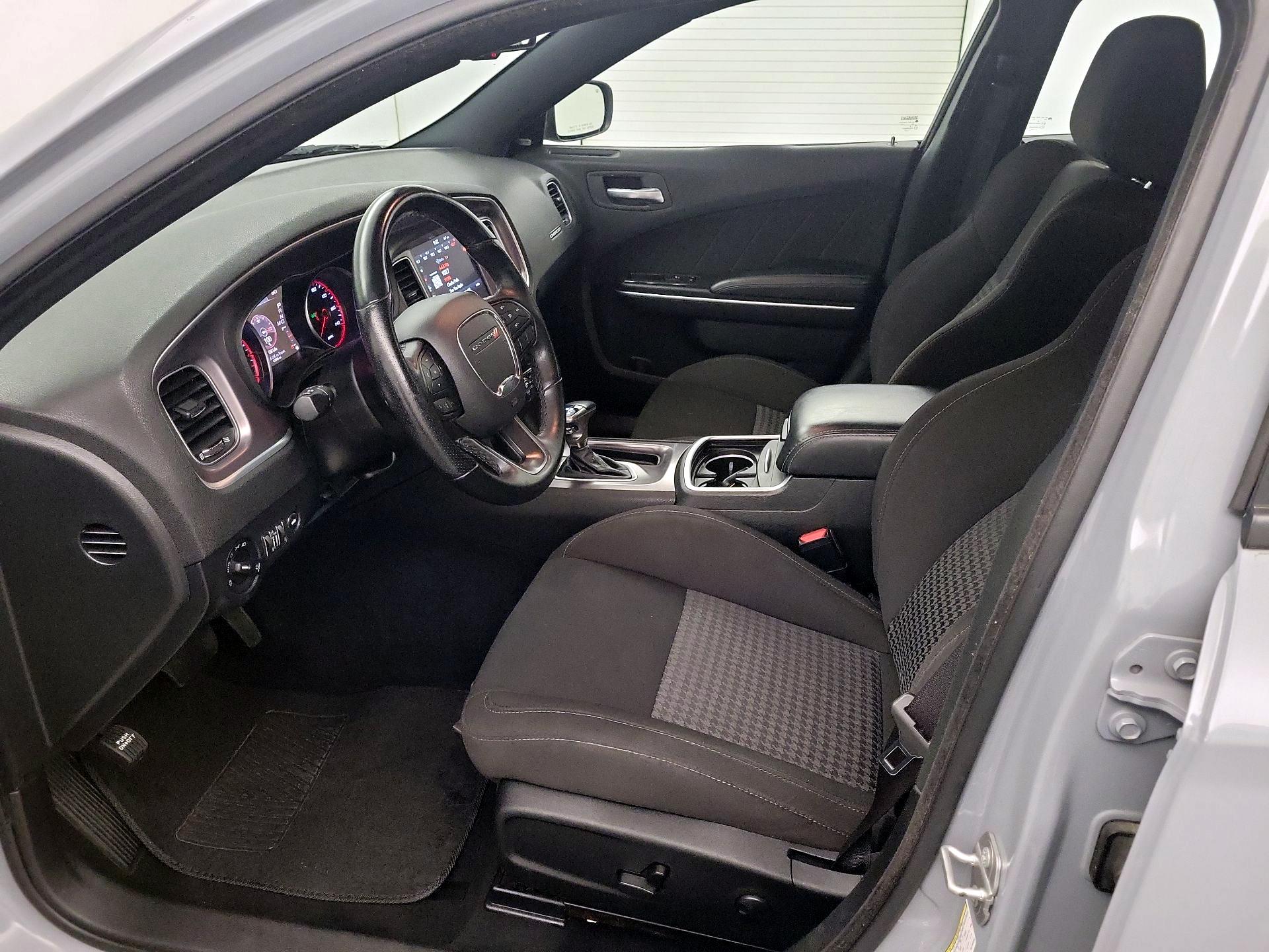 Thumbnail: 2022 Dodge Charger - 11