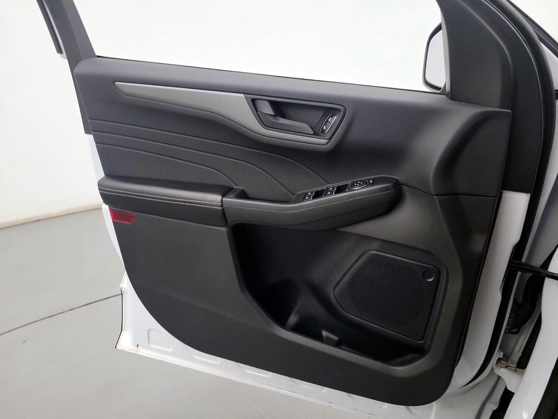 Thumbnail: 2023 Ford Escape - 12